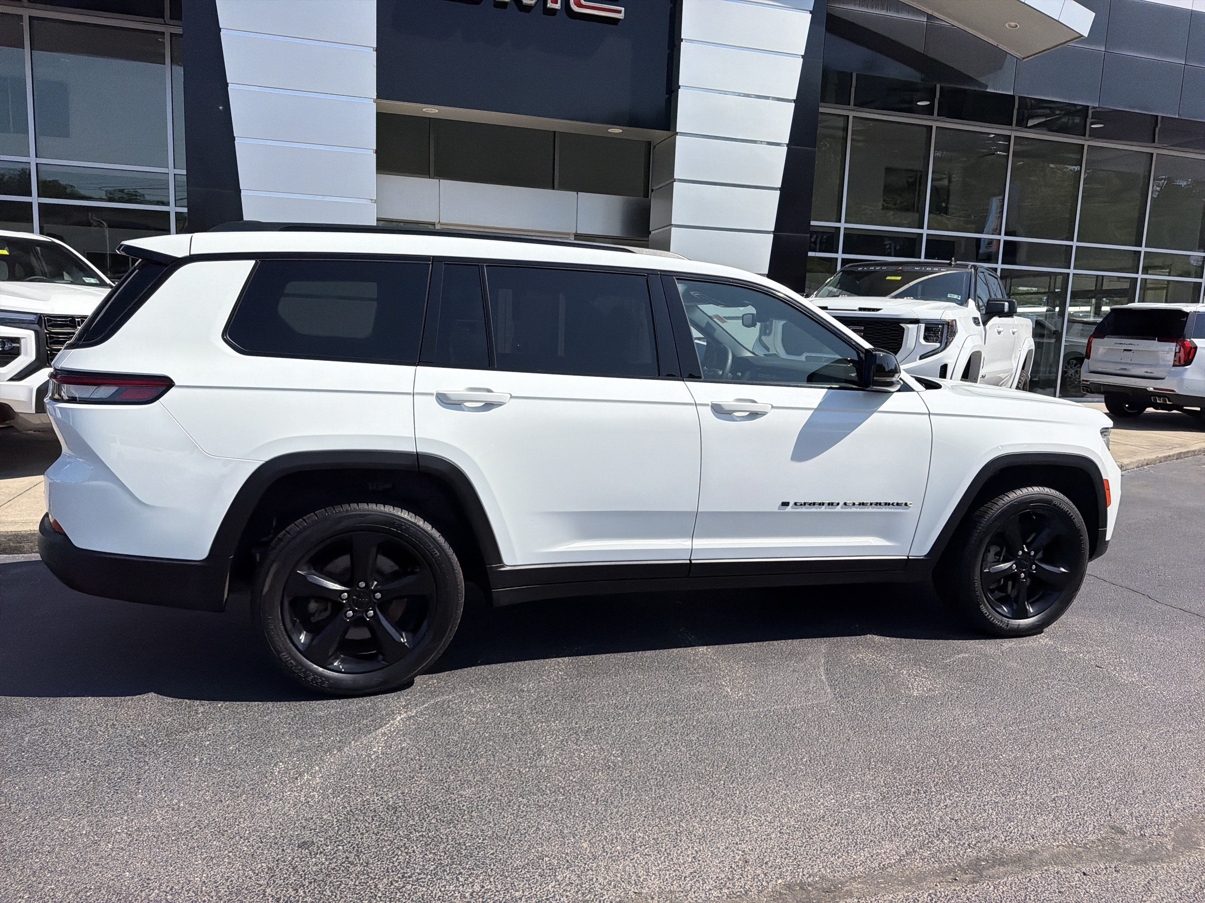 2023 Jeep Grand Cherokee L Altitude