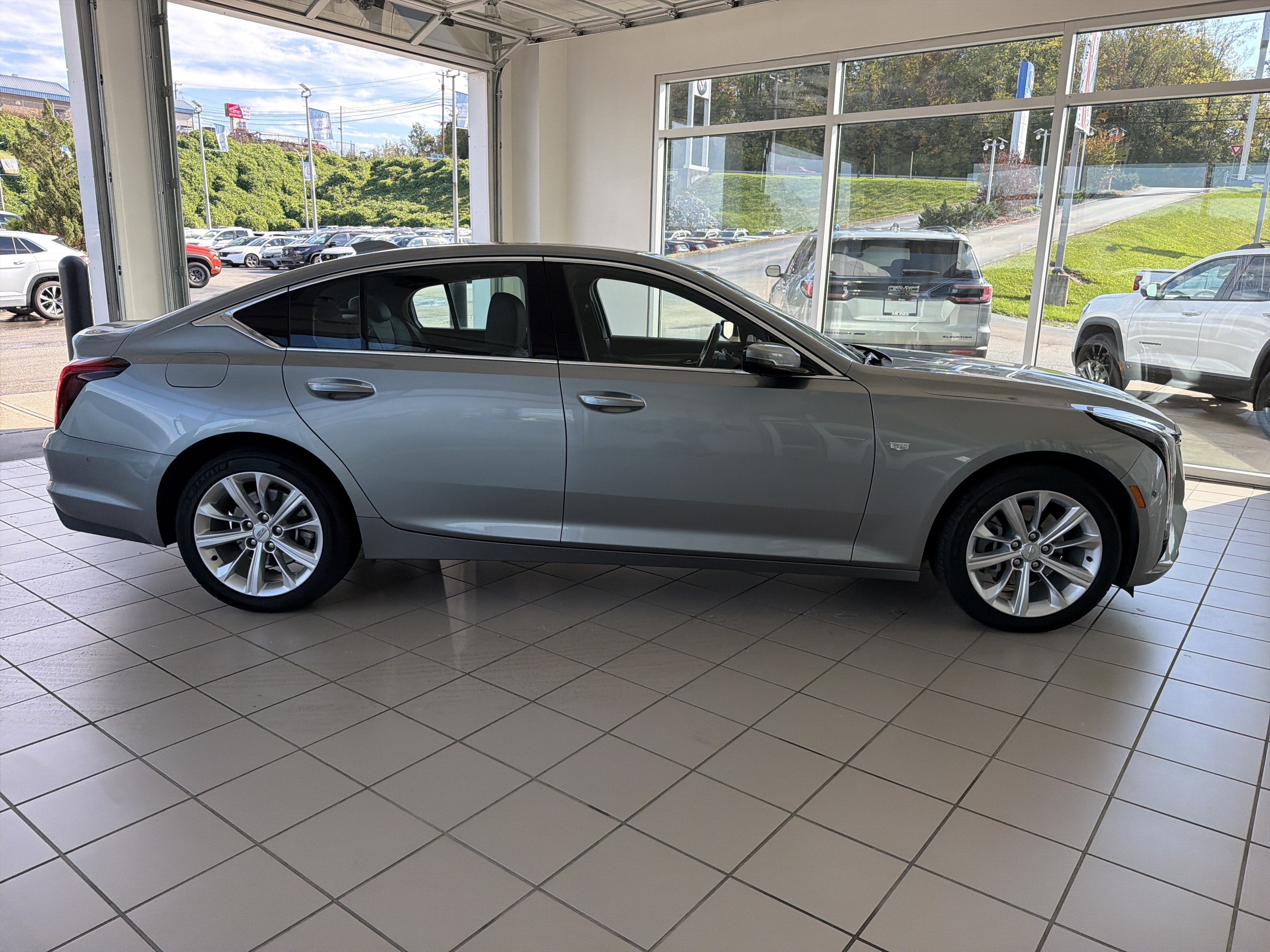 2025 Cadillac CT5 Premium Luxury