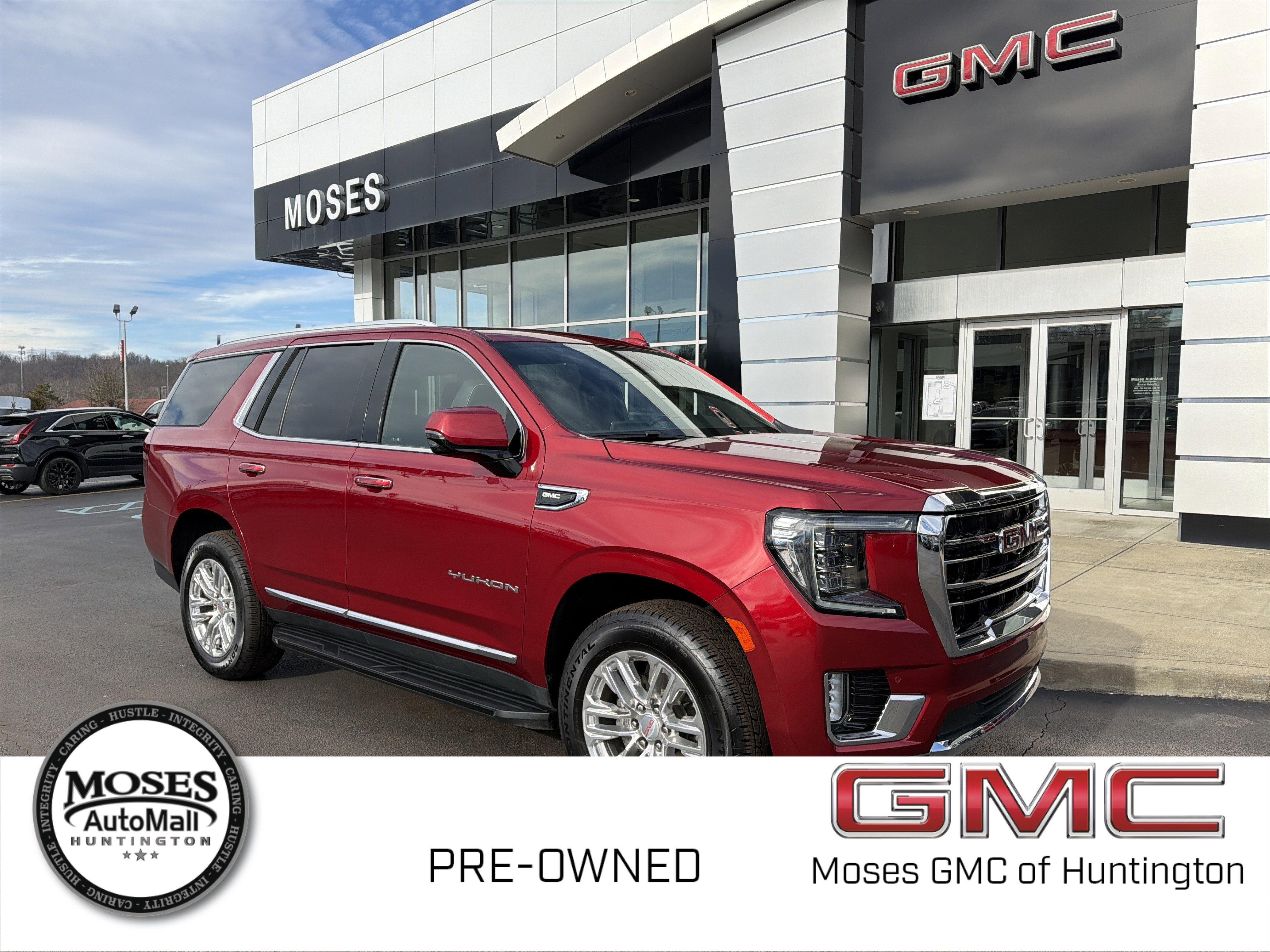 2023 GMC Yukon SLT