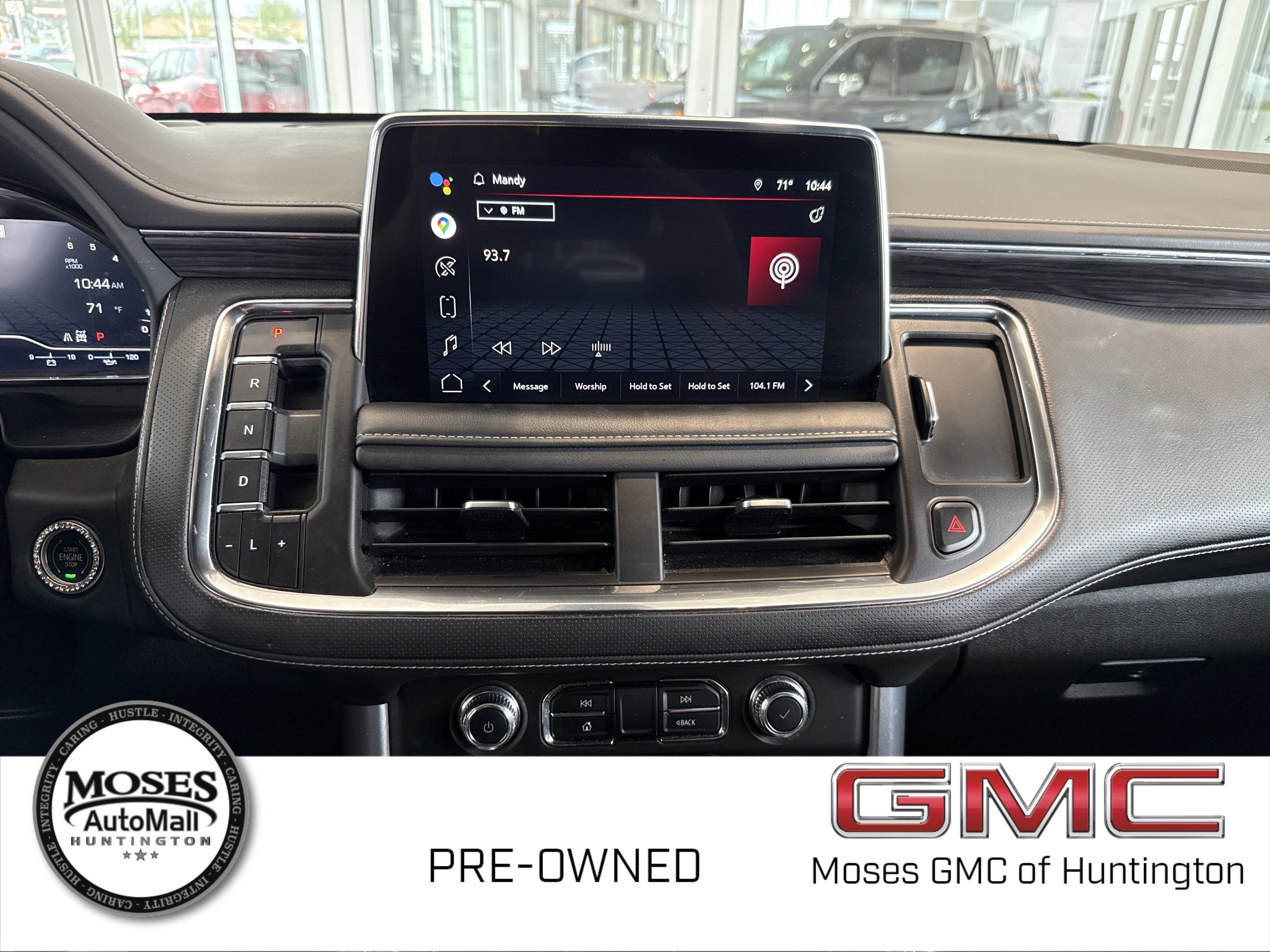 2022 GMC Yukon XL SLT