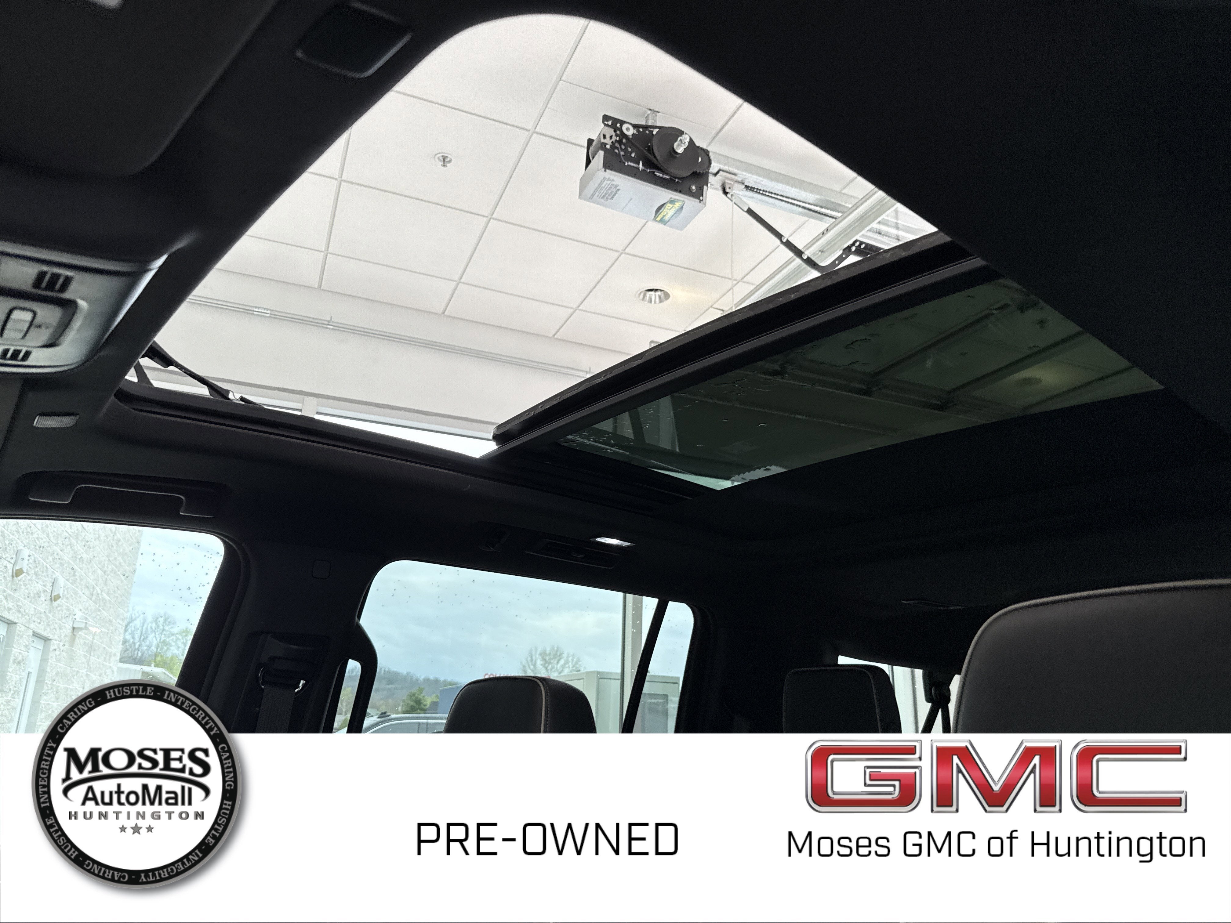 2022 GMC Yukon XL SLT