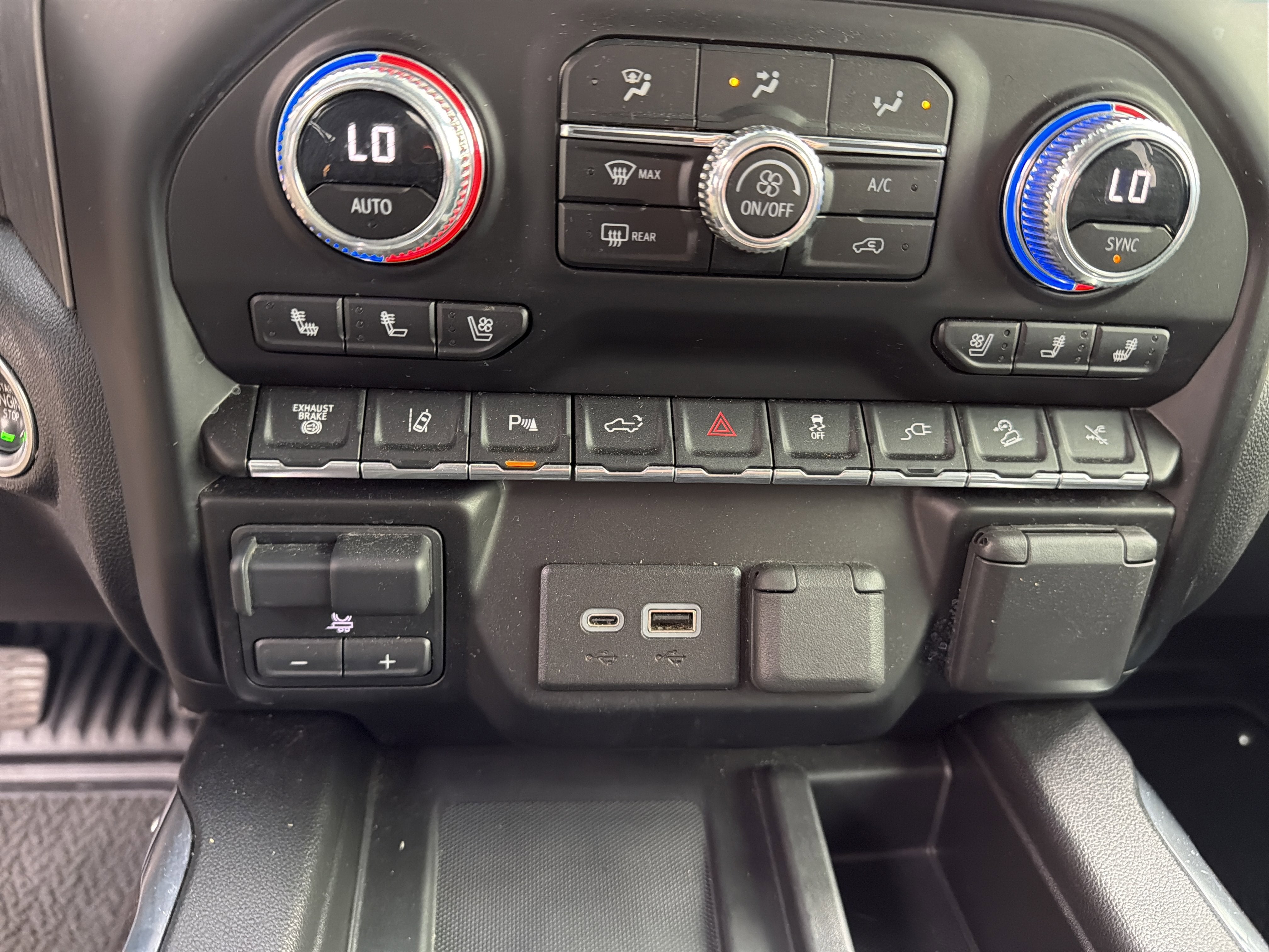 2023 GMC Sierra 2500 HD Denali