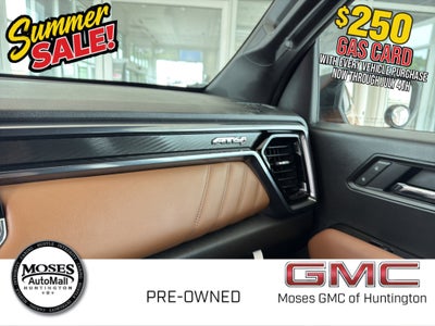 2025 GMC Canyon AT4