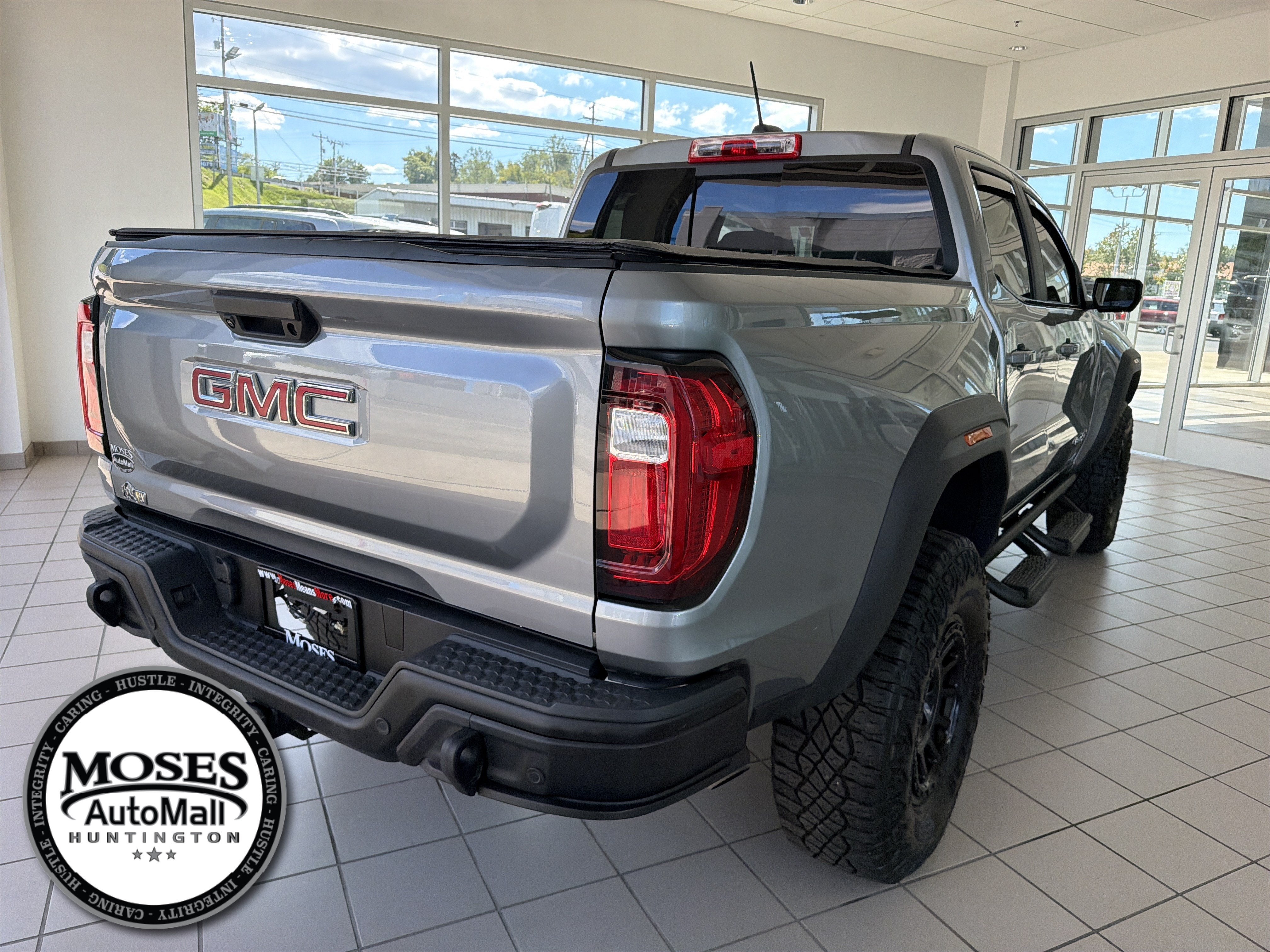 2024 GMC Canyon AT4X