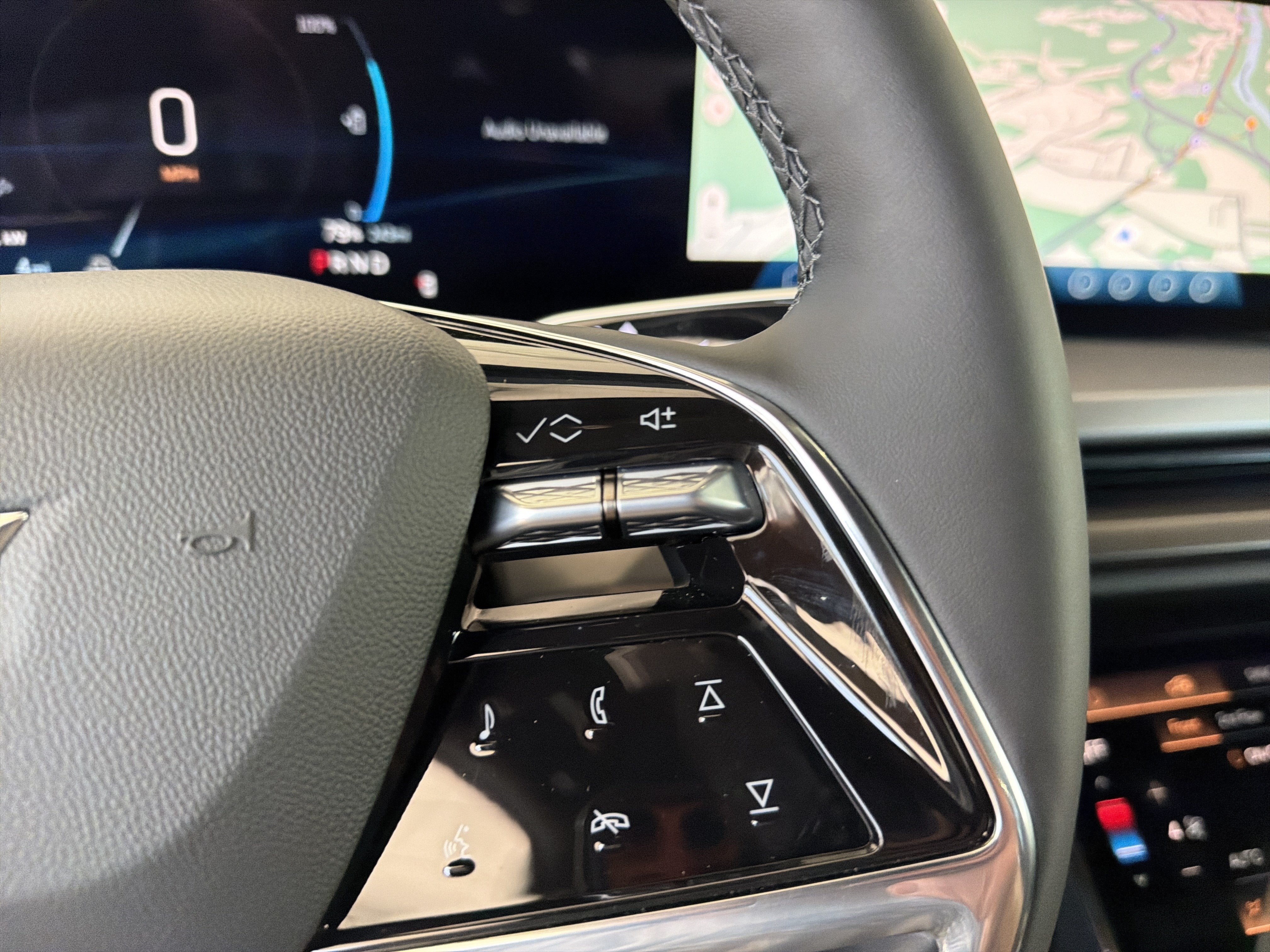 2027 Cadillac VISTIQ Sport