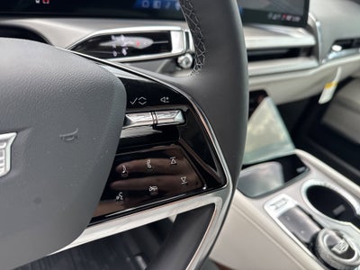 2026 Cadillac VISTIQ Sport