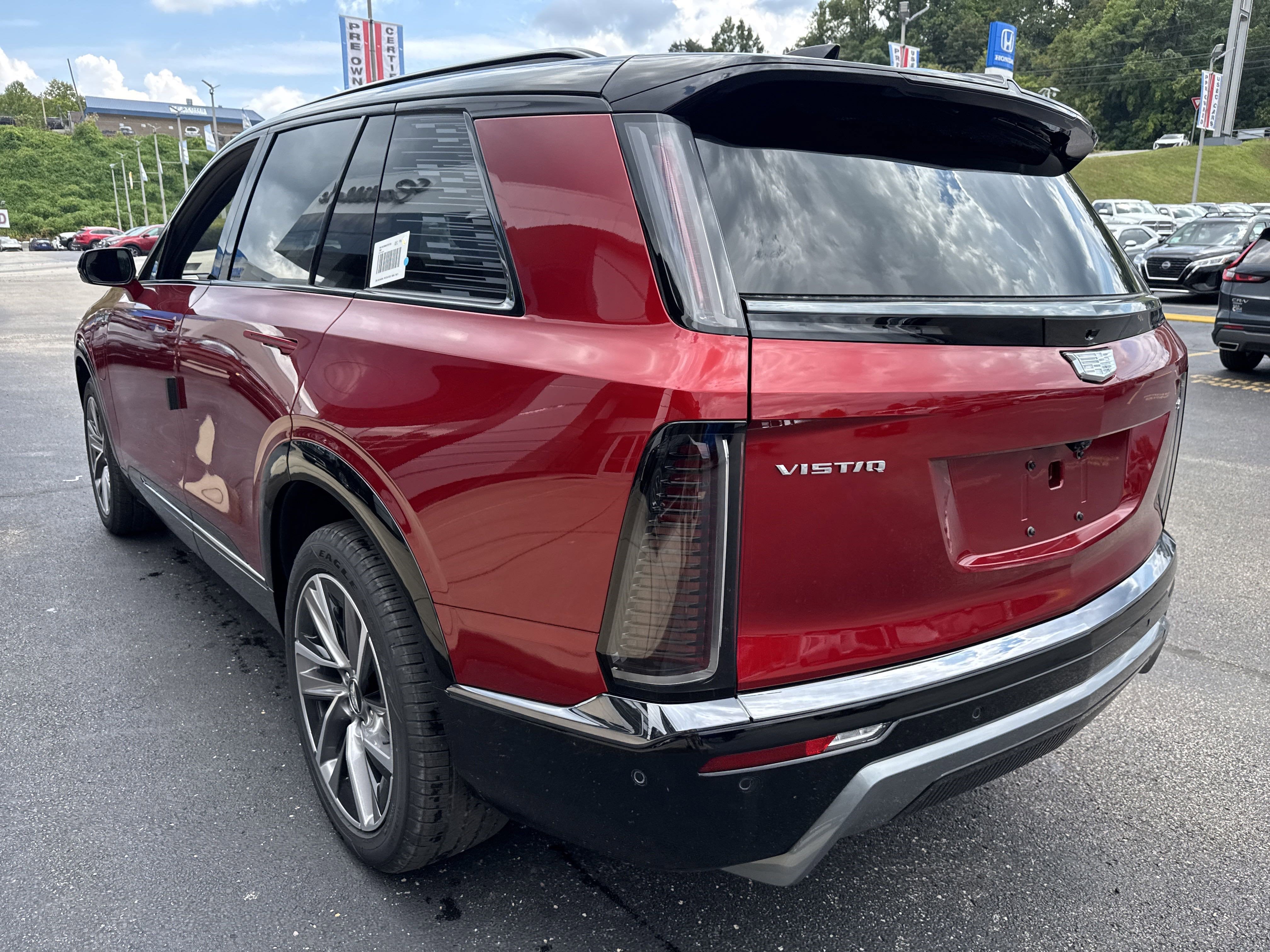 2026 Cadillac VISTIQ Sport