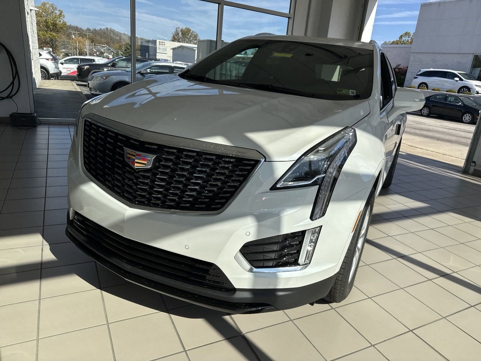 2025 Cadillac XT5 Luxury