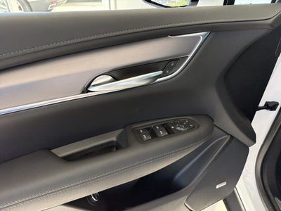 2026 Cadillac XT5 Luxury