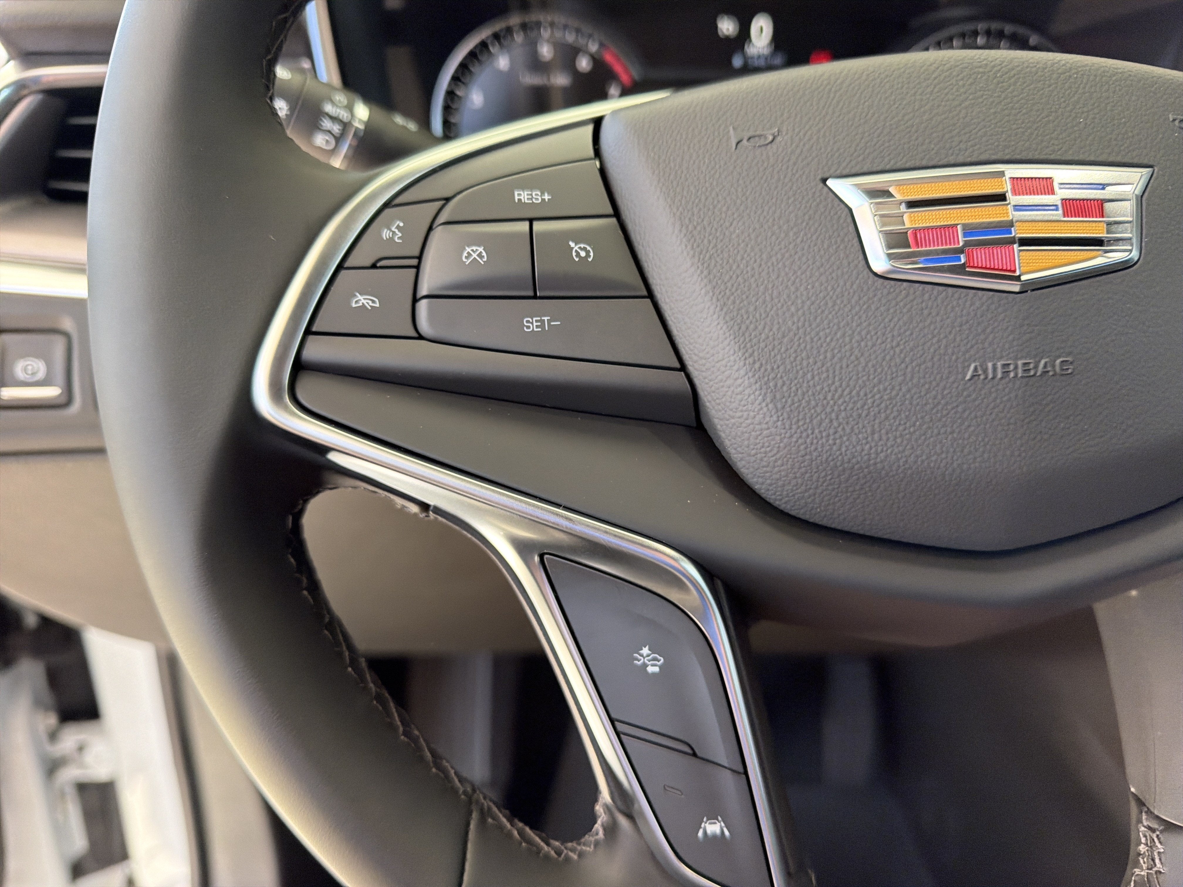 2026 Cadillac XT5 Luxury