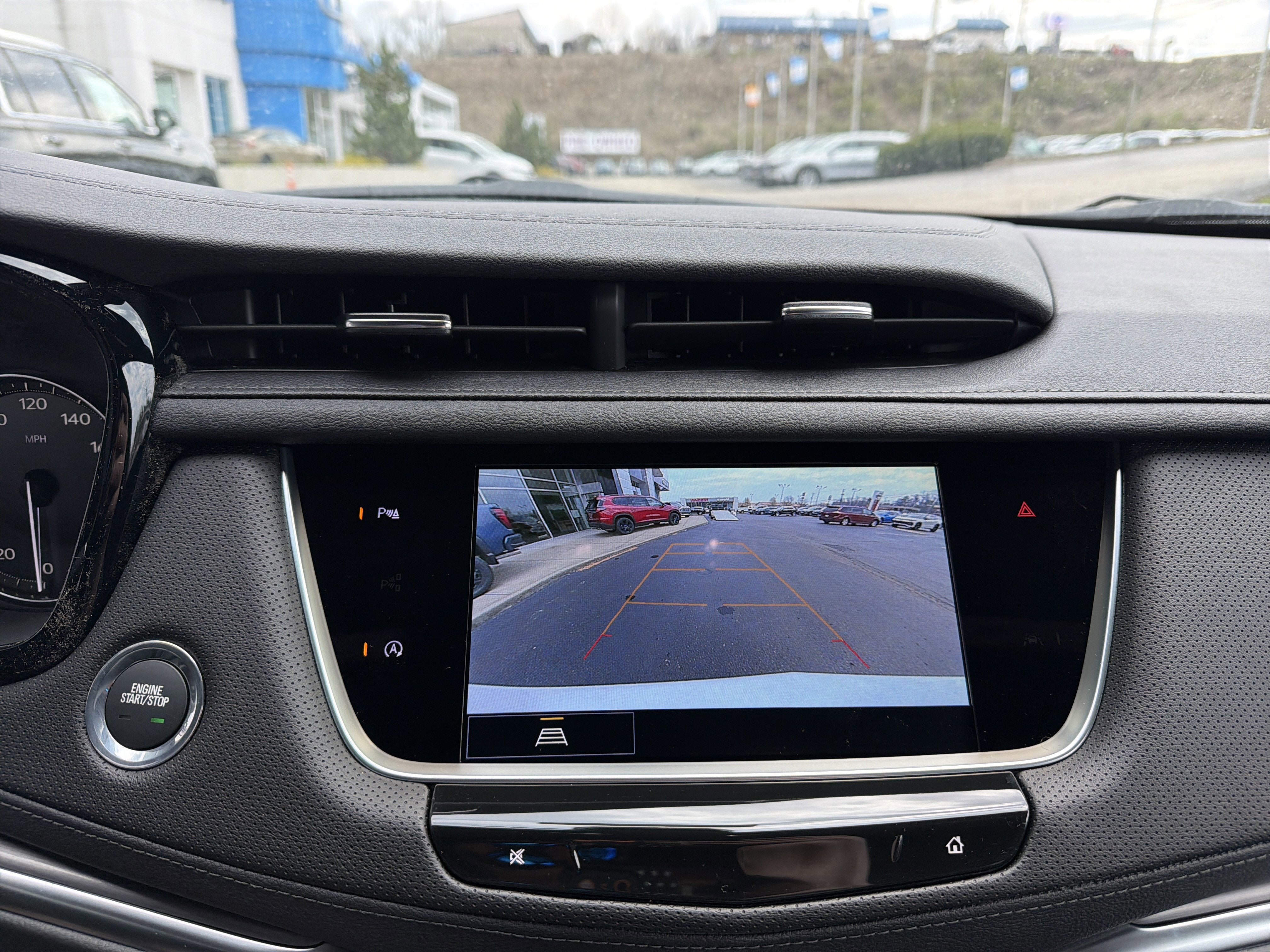 2026 Cadillac XT5 Luxury