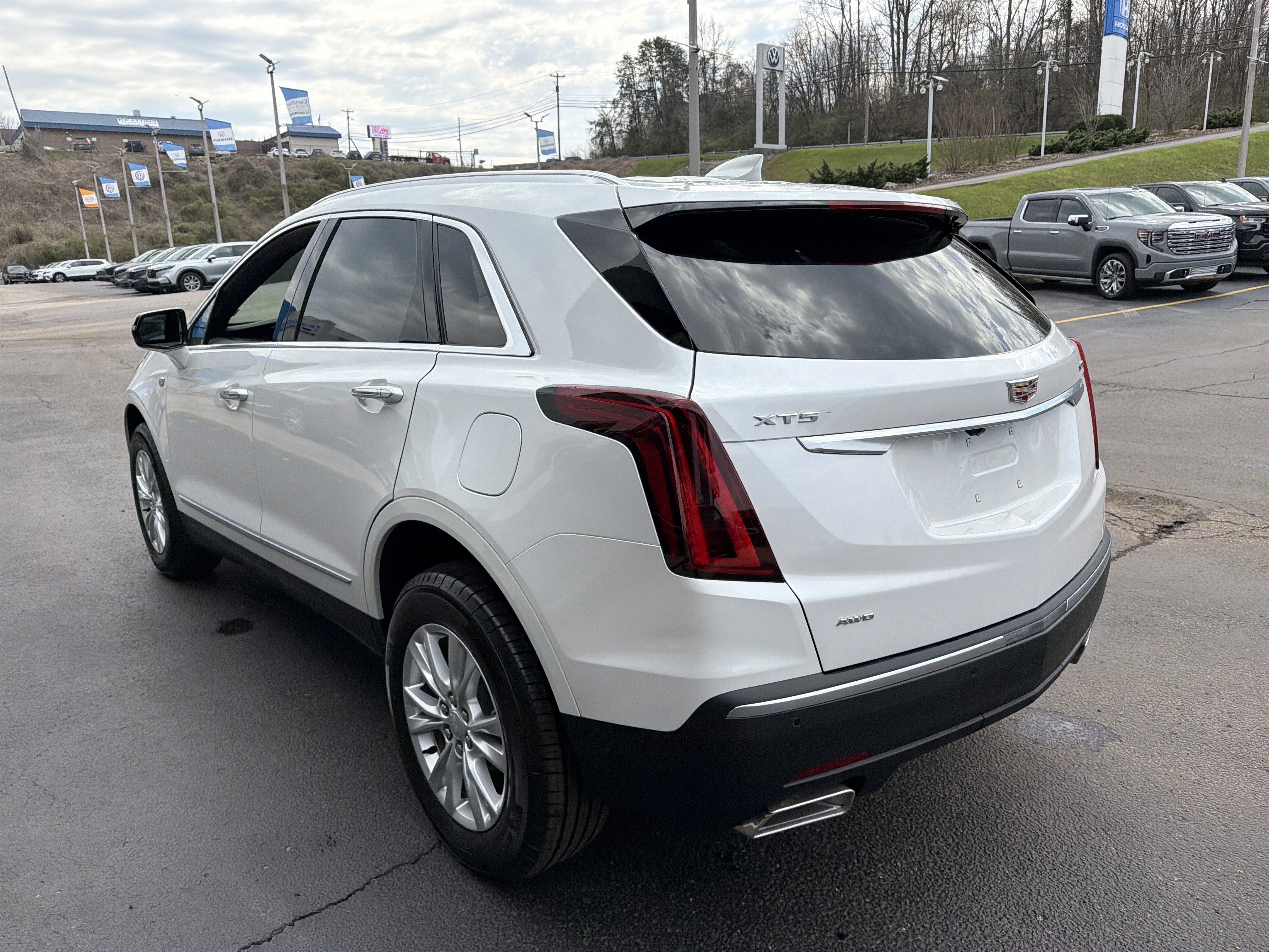 2026 Cadillac XT5 Luxury
