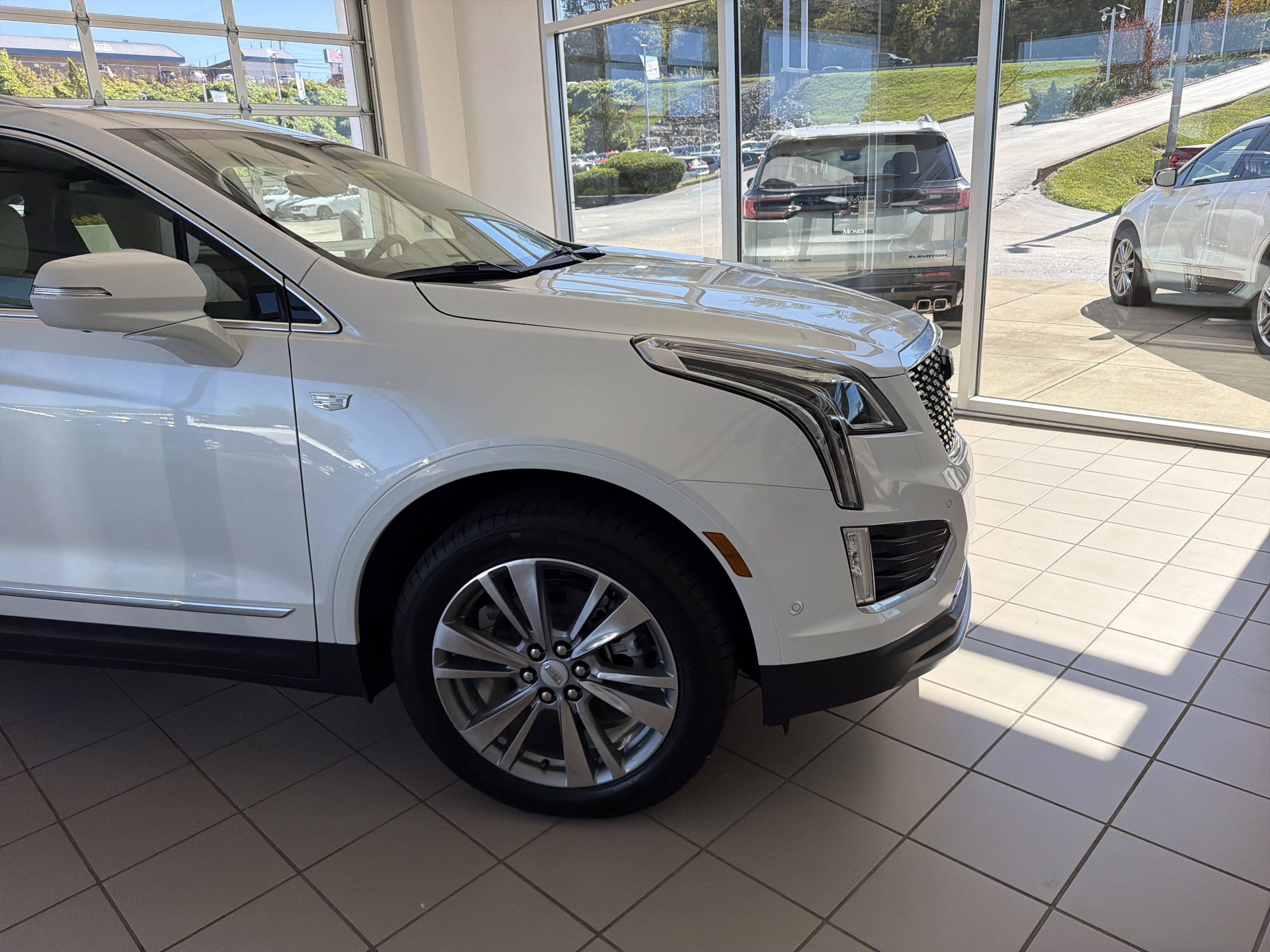 2026 Cadillac XT5 Premium Luxury