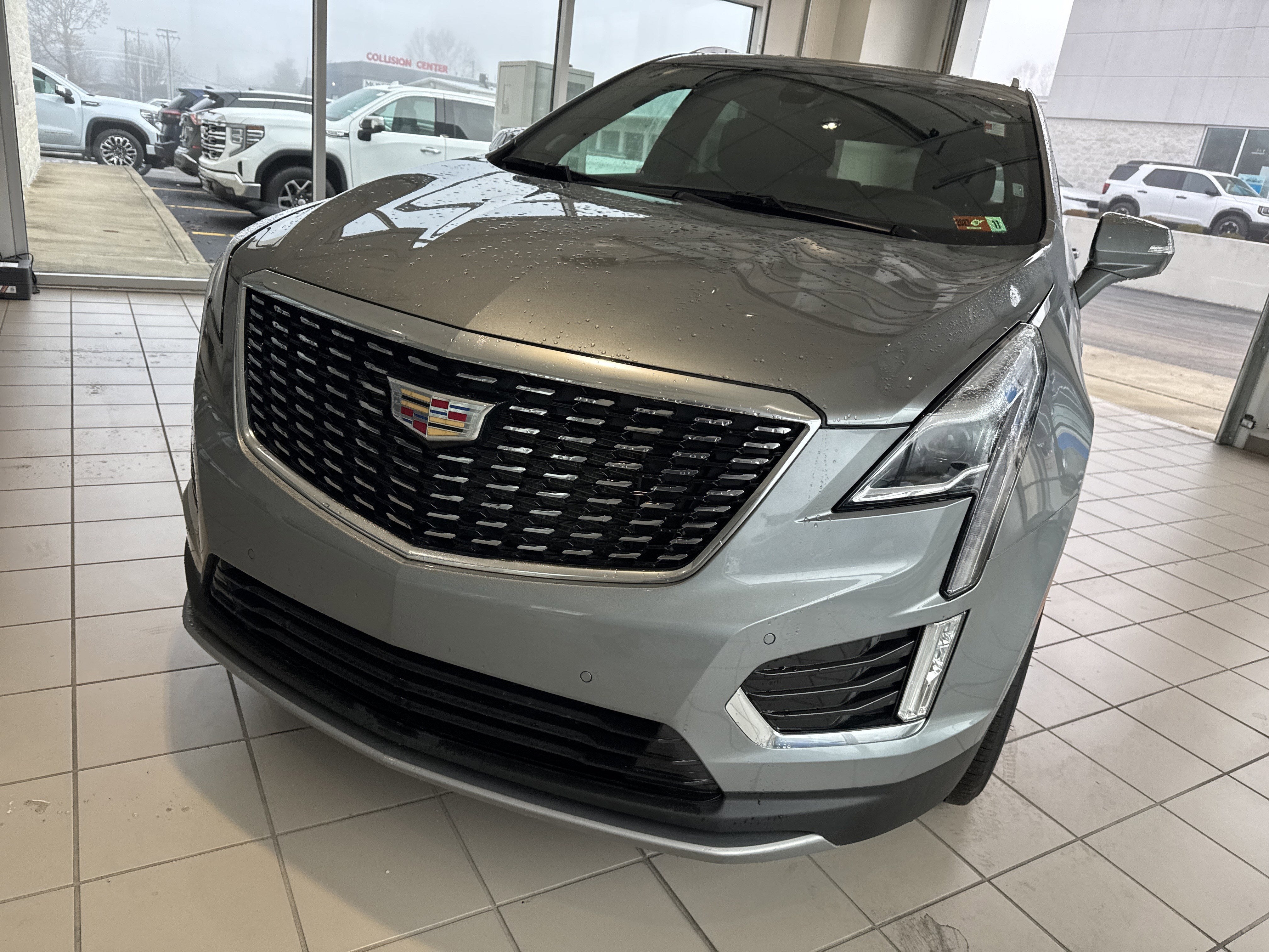 2025 Cadillac XT5 Premium Luxury