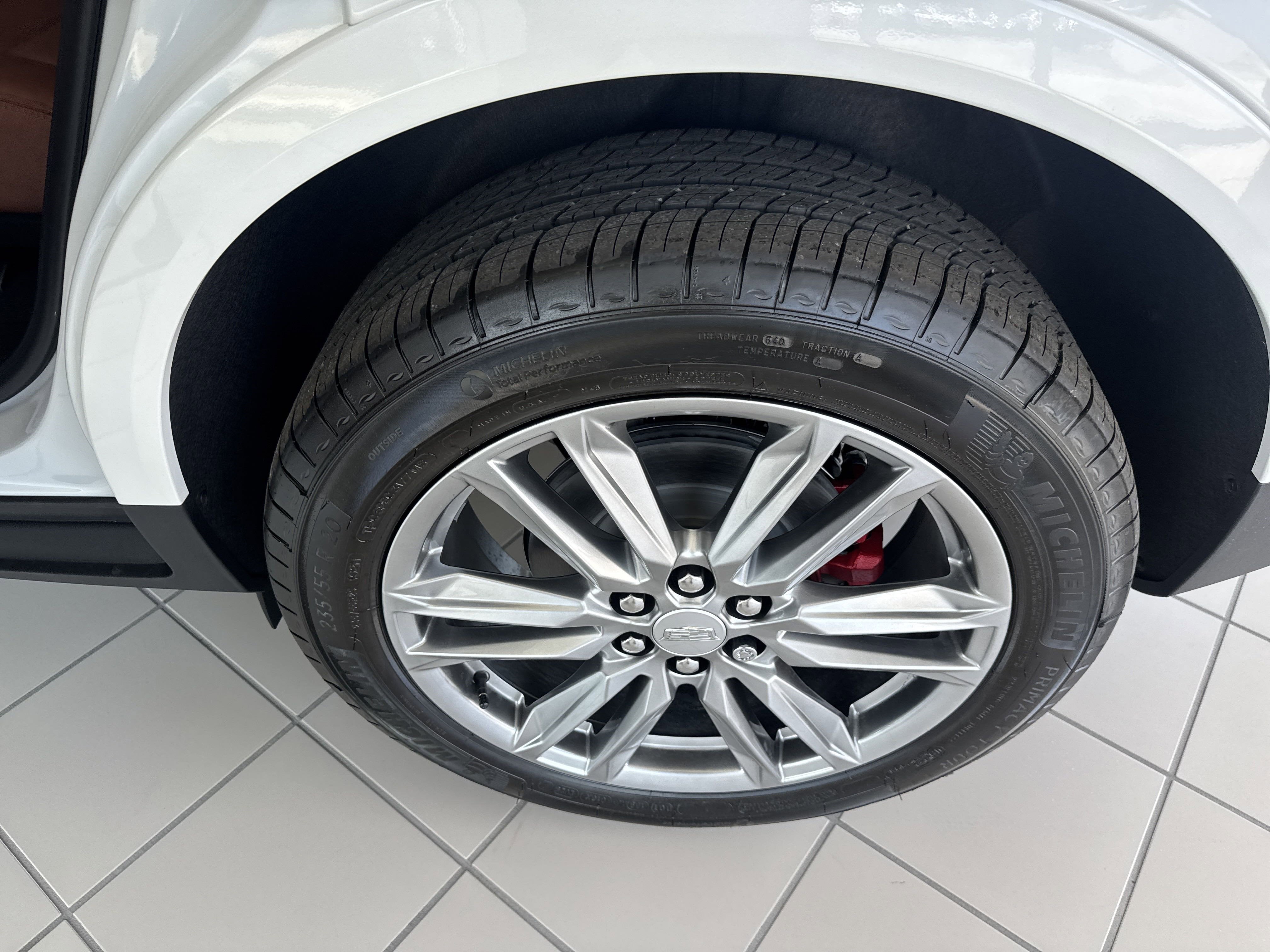 2025 Cadillac XT5 Sport