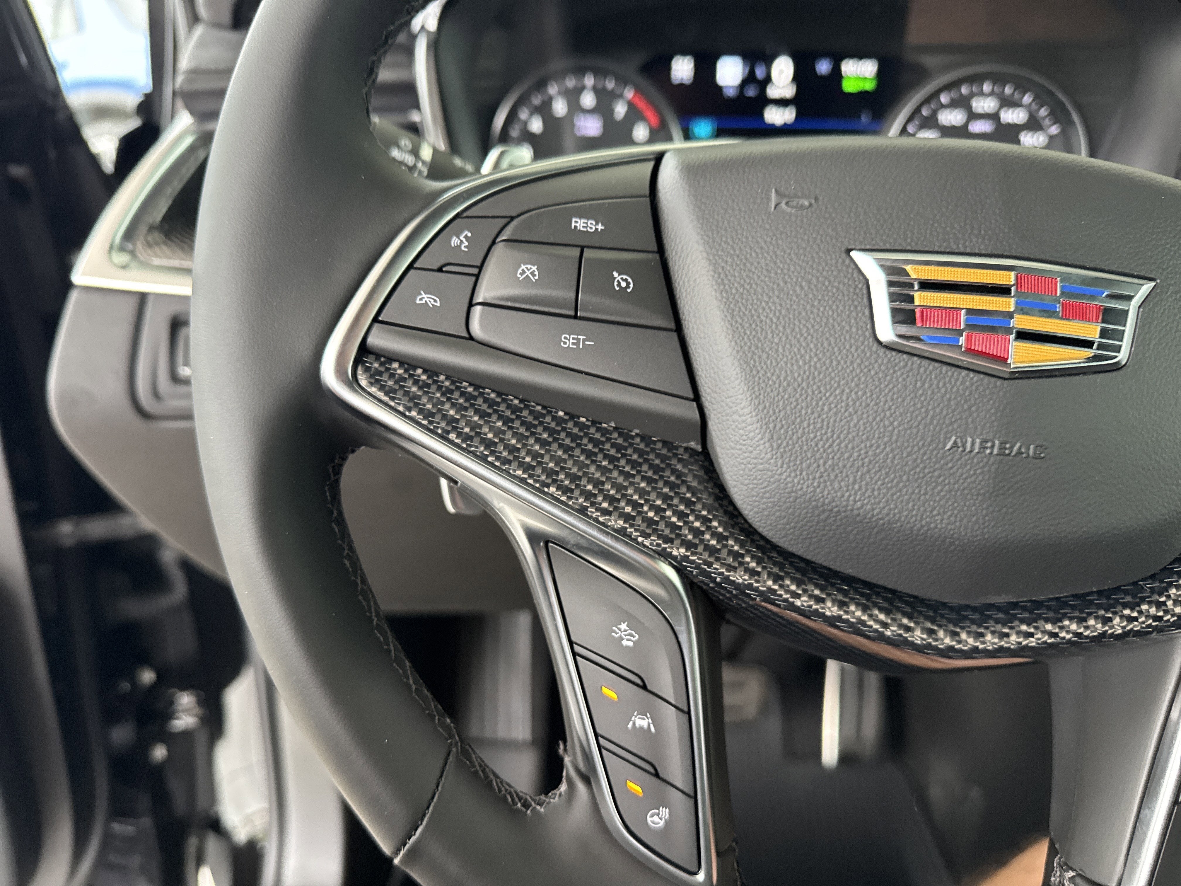 2025 Cadillac XT5 Sport