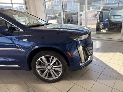 2025 Cadillac XT6 Premium Luxury