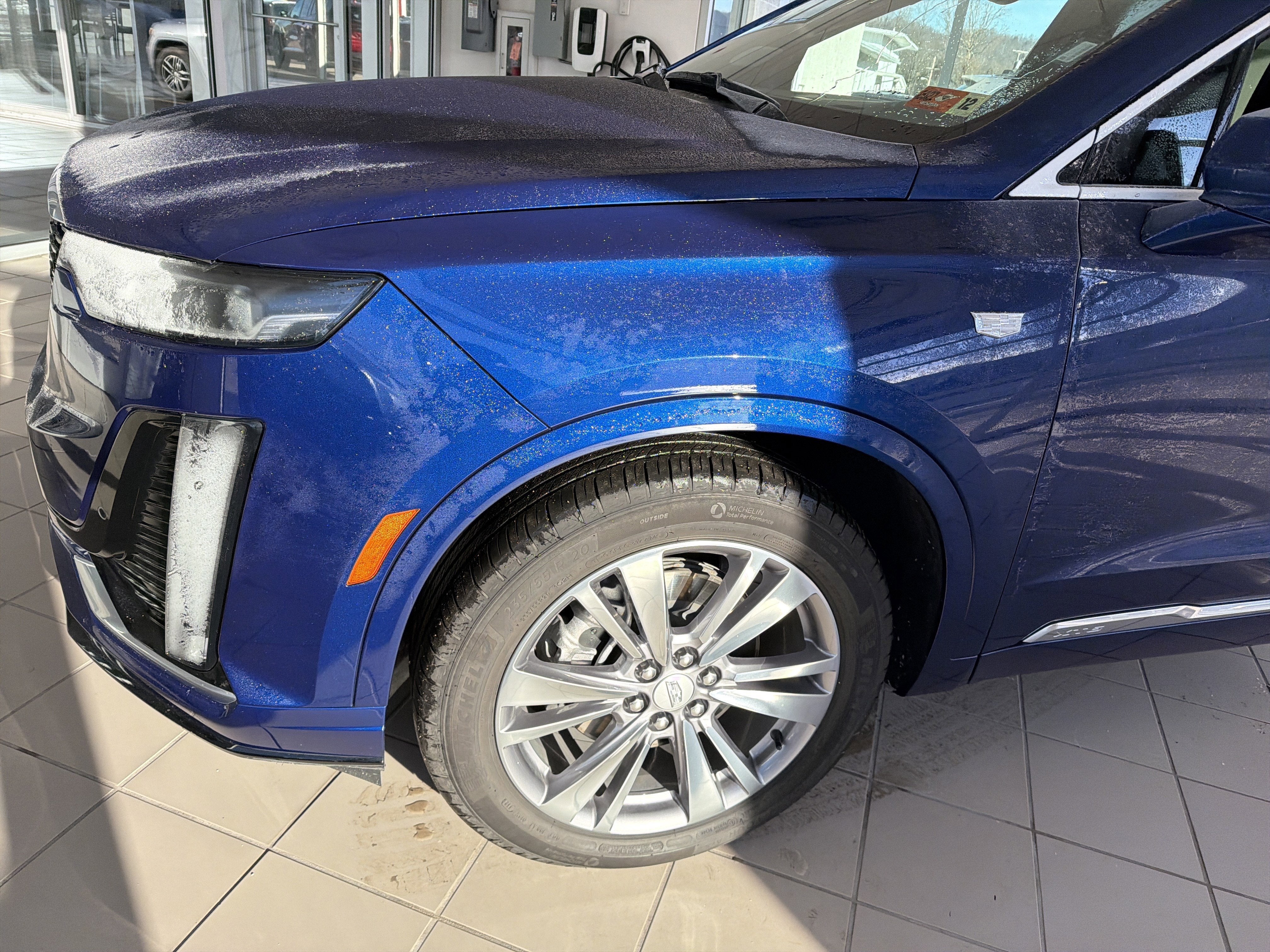 2025 Cadillac XT6 Premium Luxury