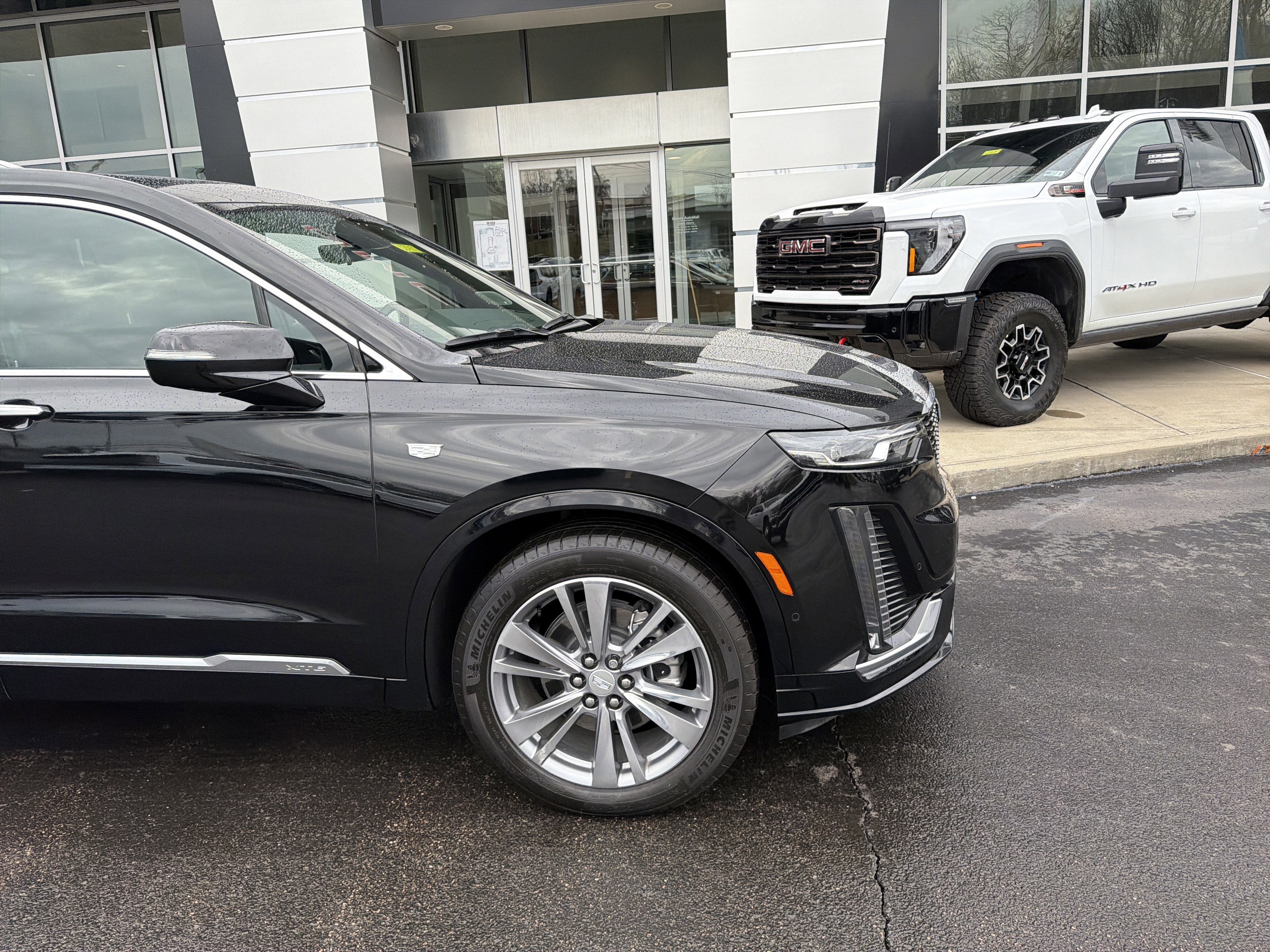 2025 Cadillac XT6 Premium Luxury