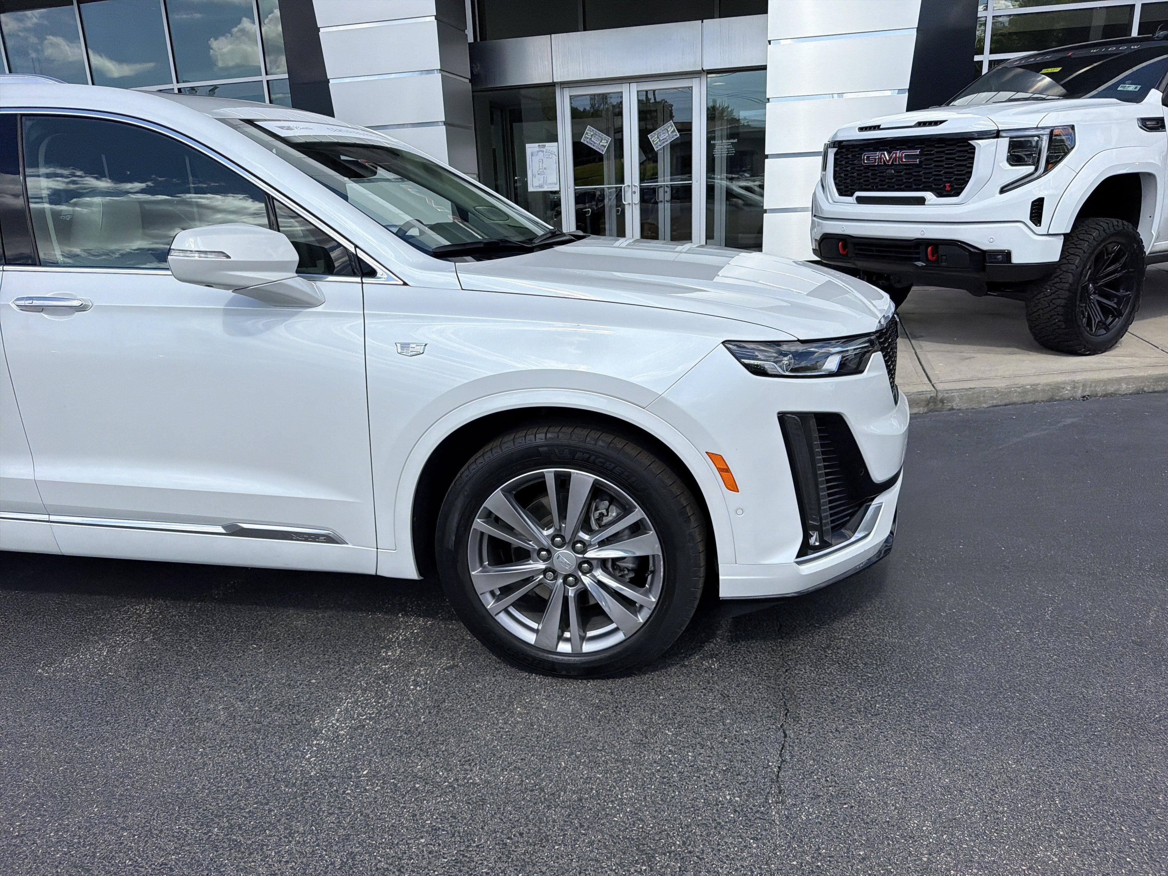 2024 Cadillac XT6 Premium Luxury