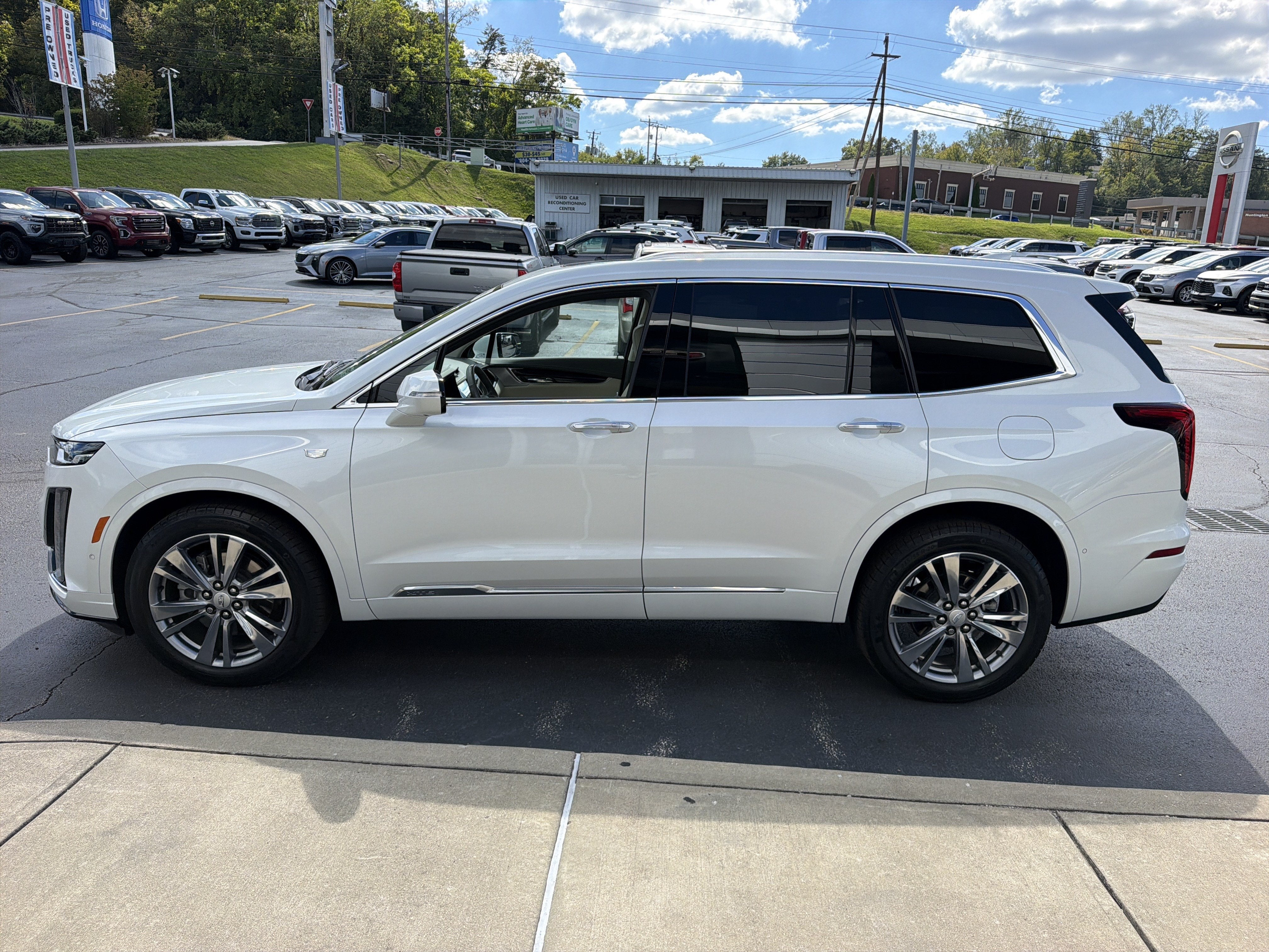 2024 Cadillac XT6 Premium Luxury