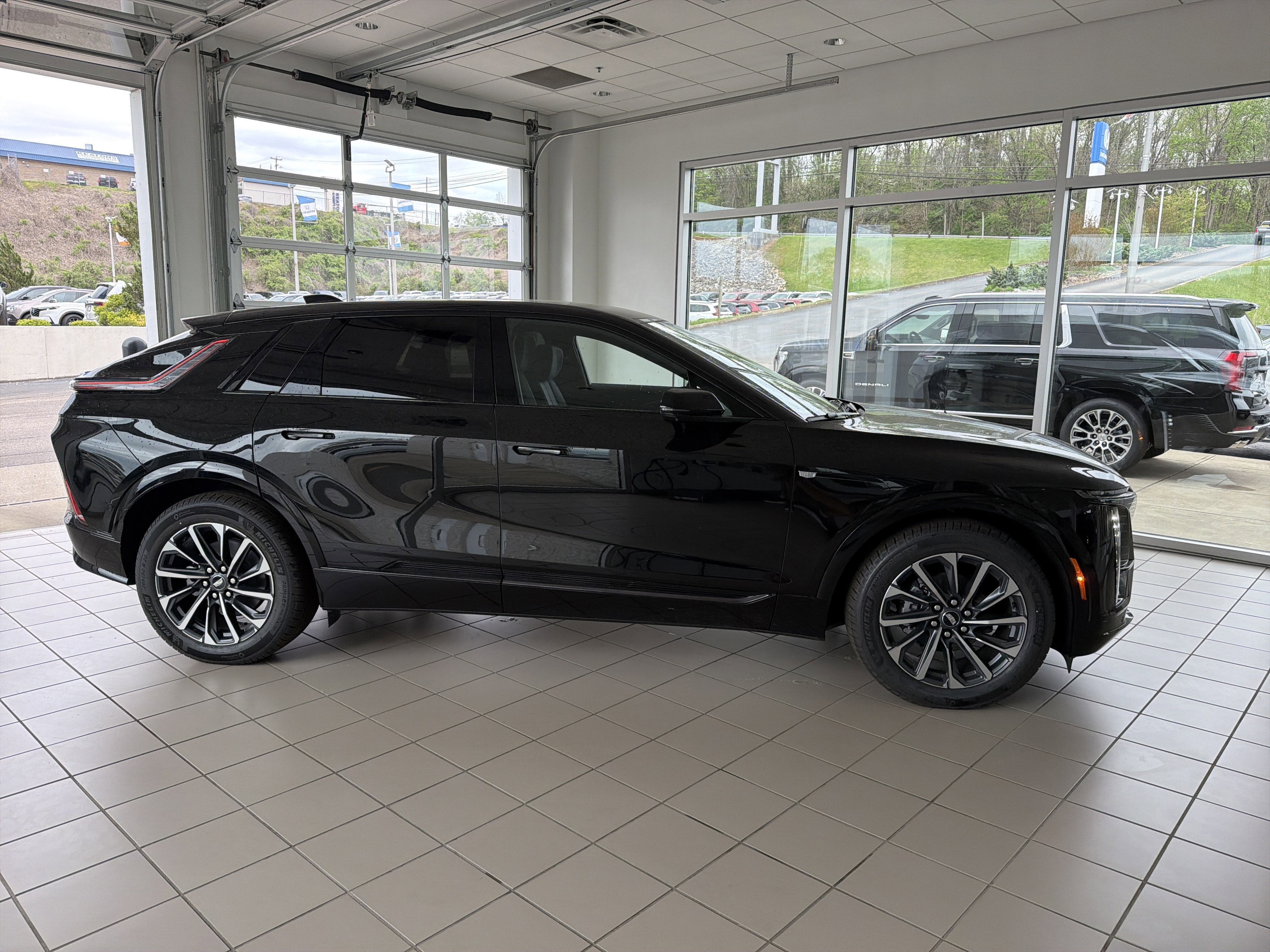 2026 Cadillac LYRIQ Premium Sport