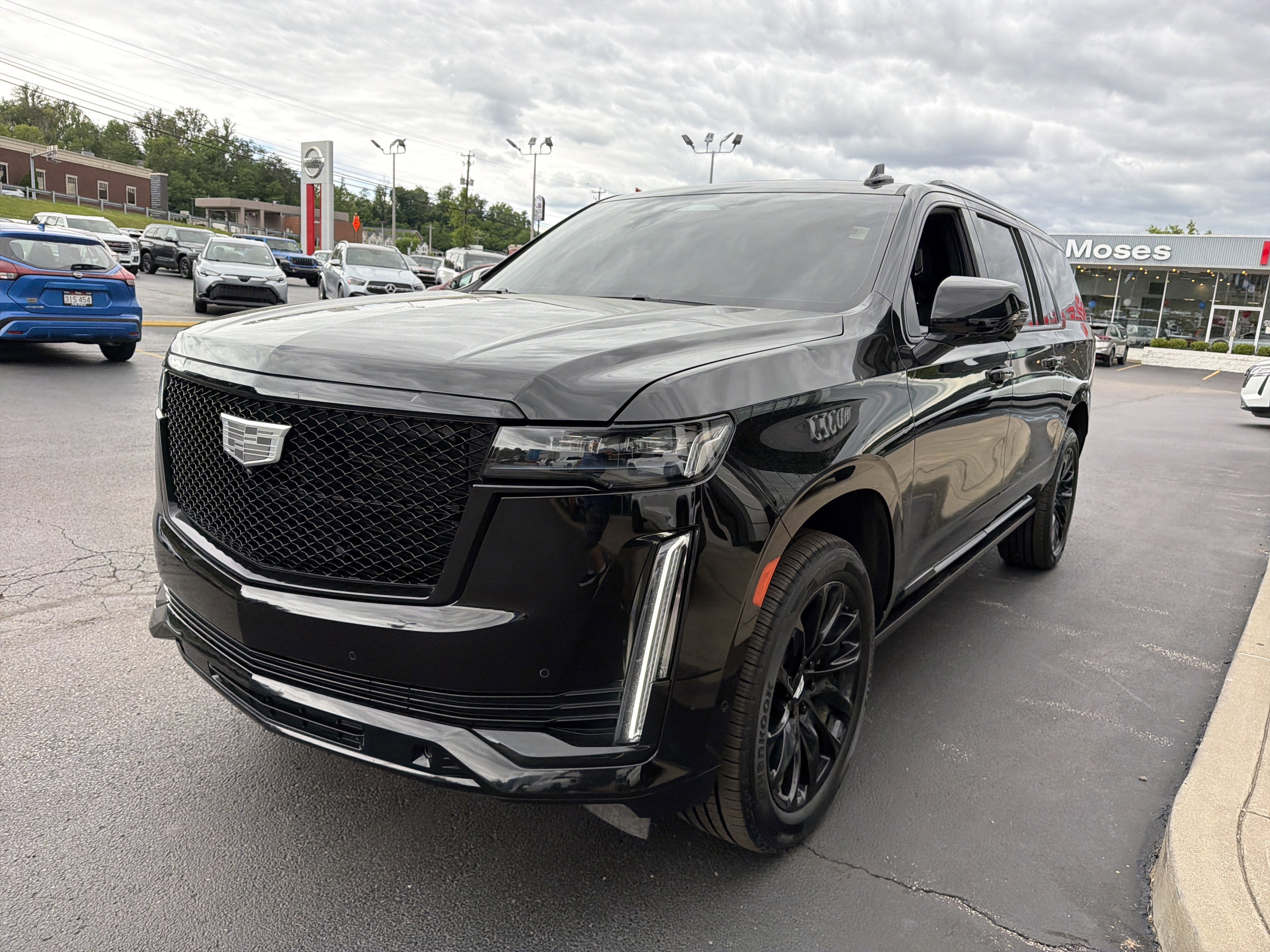 2023 Cadillac Escalade ESV Sport Platinum