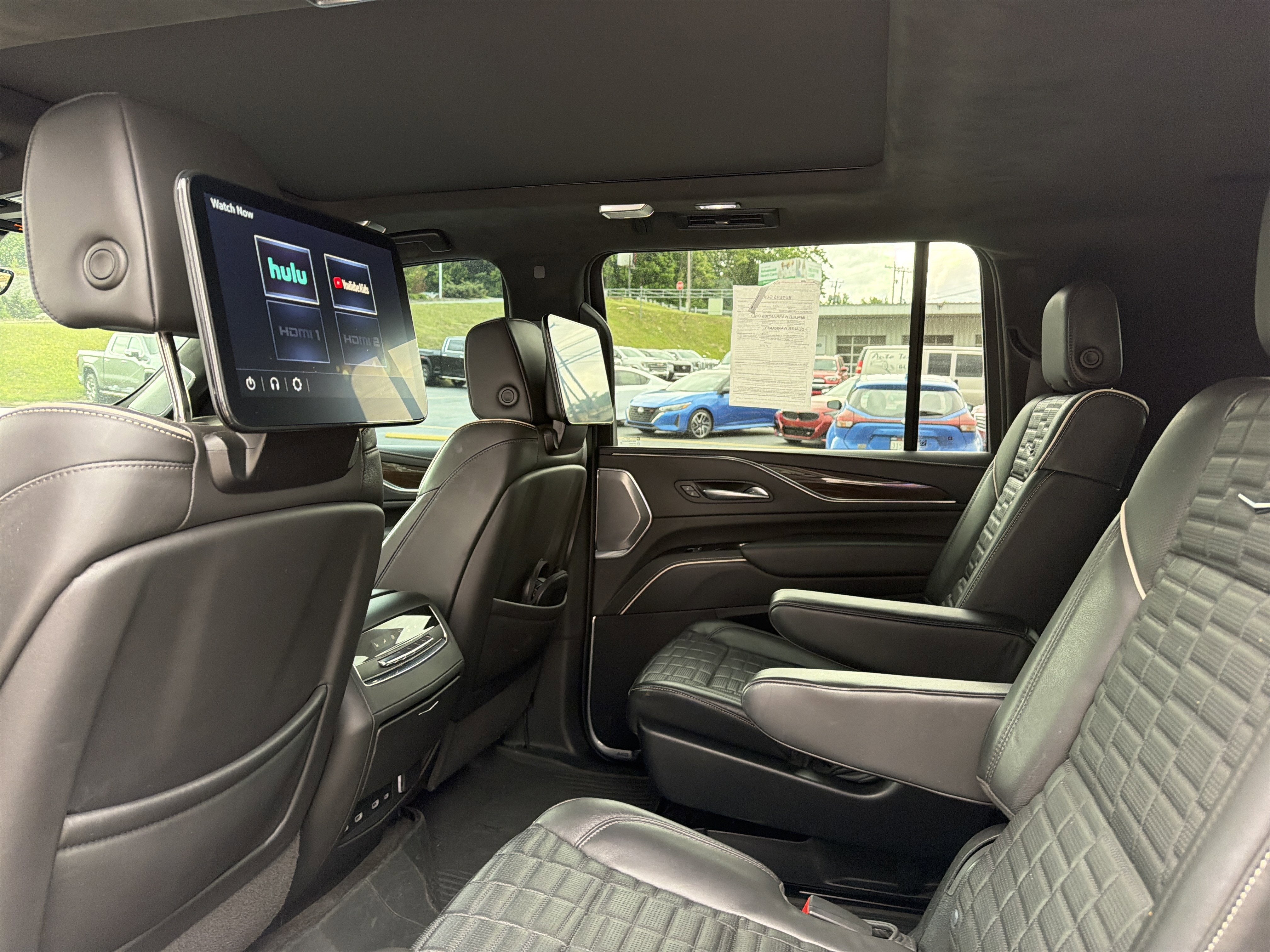 2023 Cadillac Escalade ESV Sport Platinum