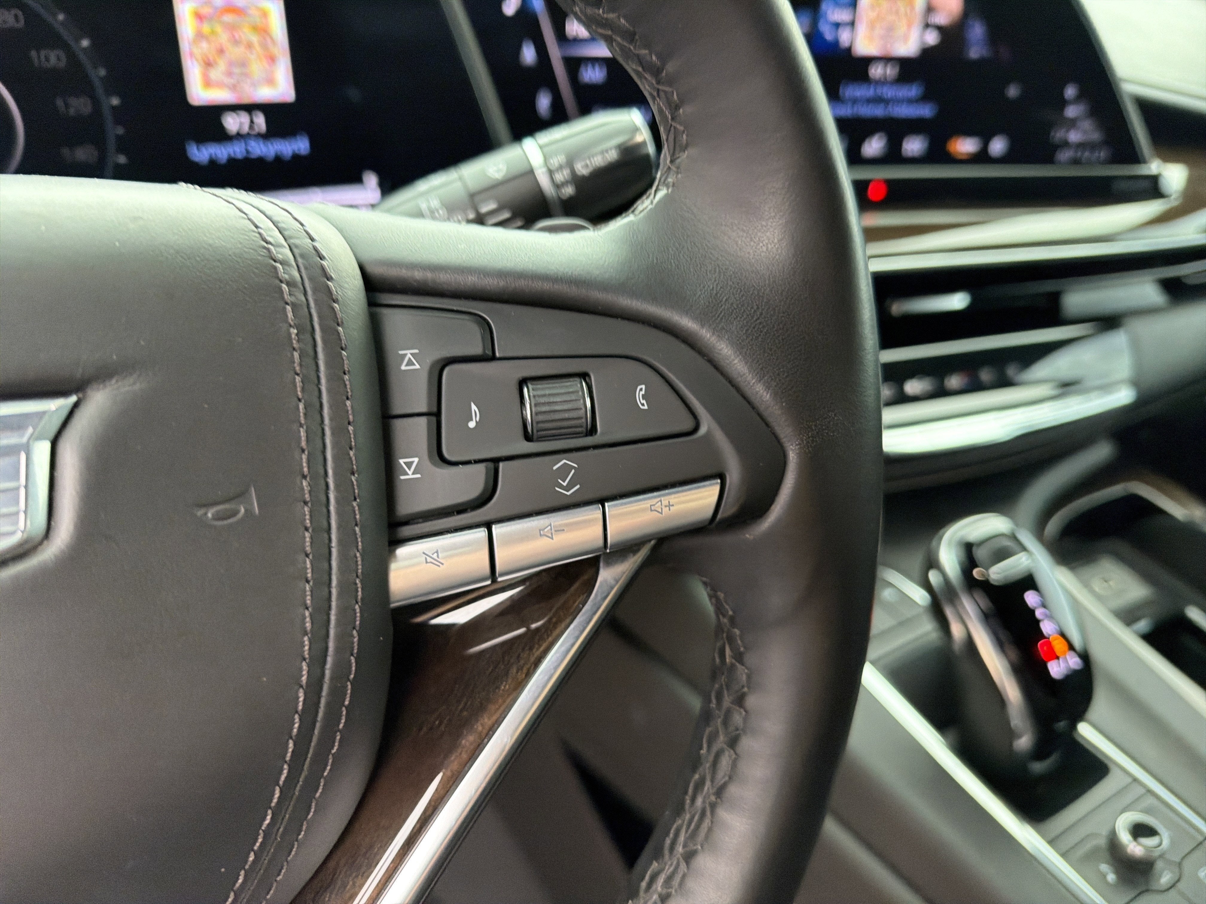 2023 Cadillac Escalade ESV Sport Platinum