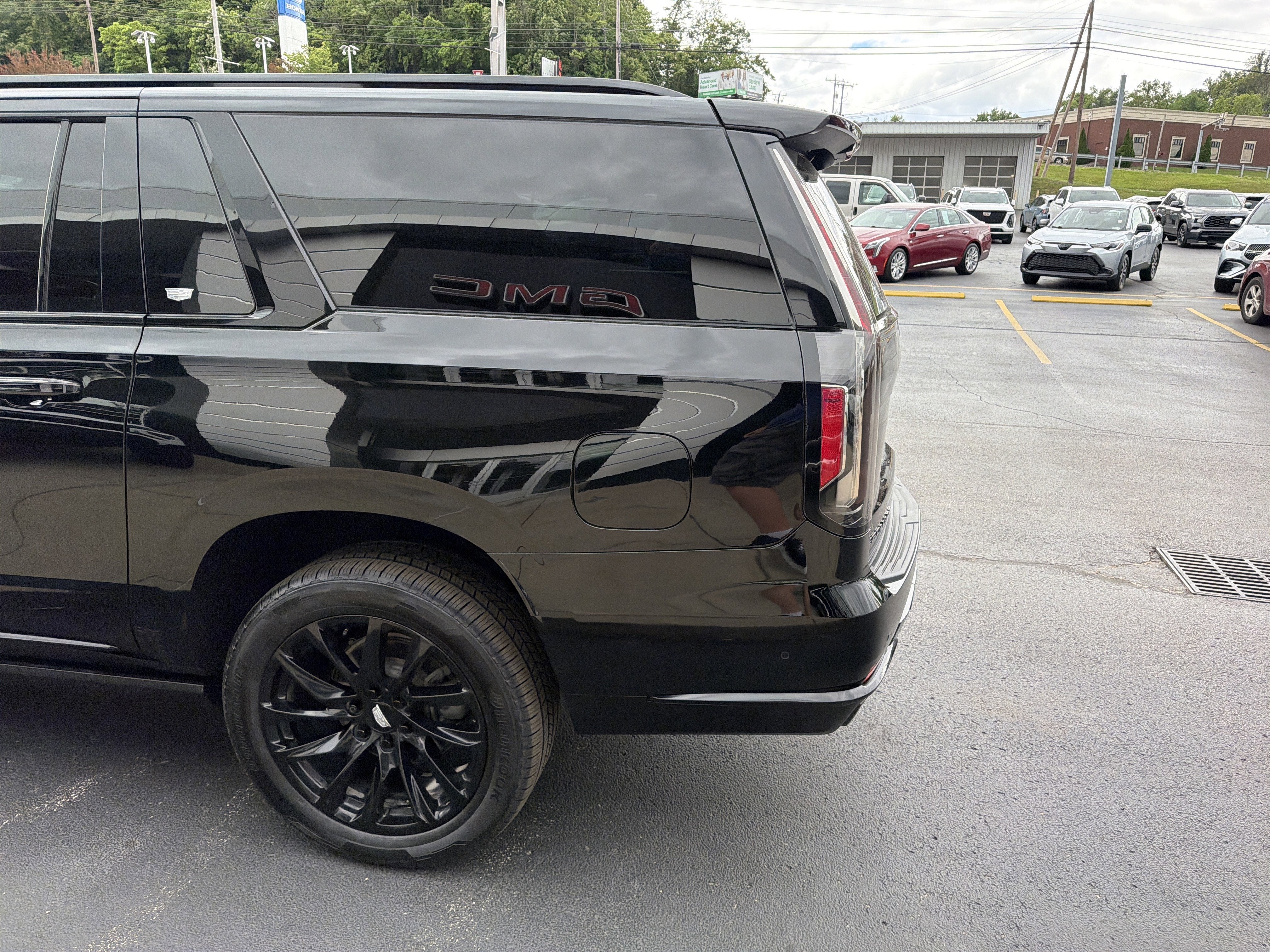 2023 Cadillac Escalade ESV Sport Platinum