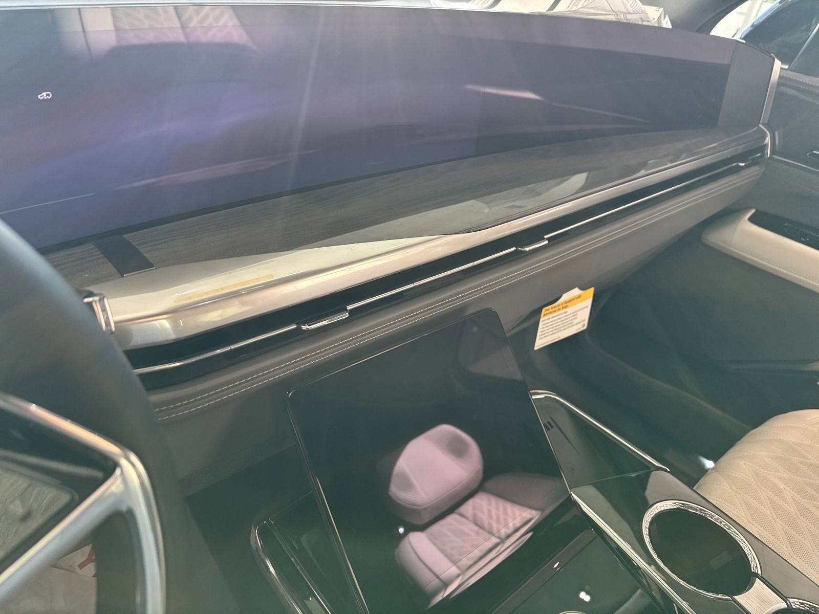 2025 Cadillac ESCALADE IQ Luxury 1