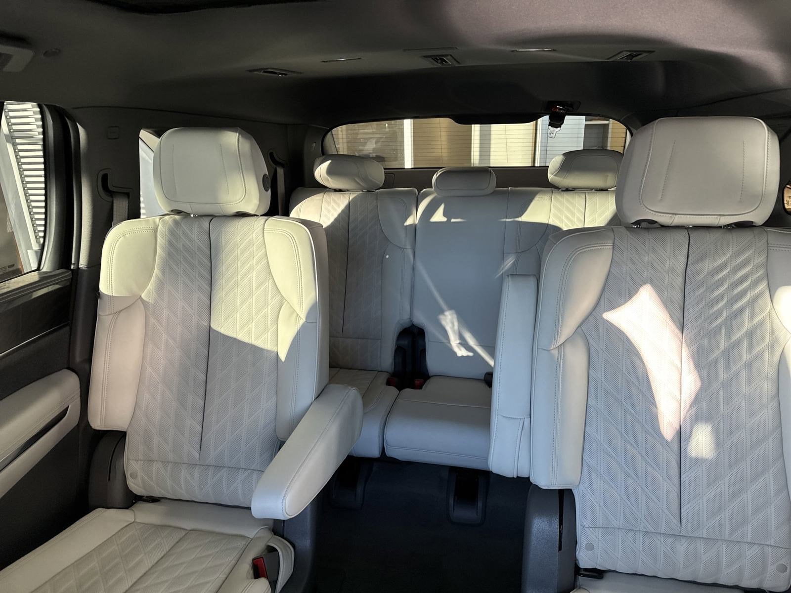 2025 Cadillac ESCALADE IQ Luxury 1