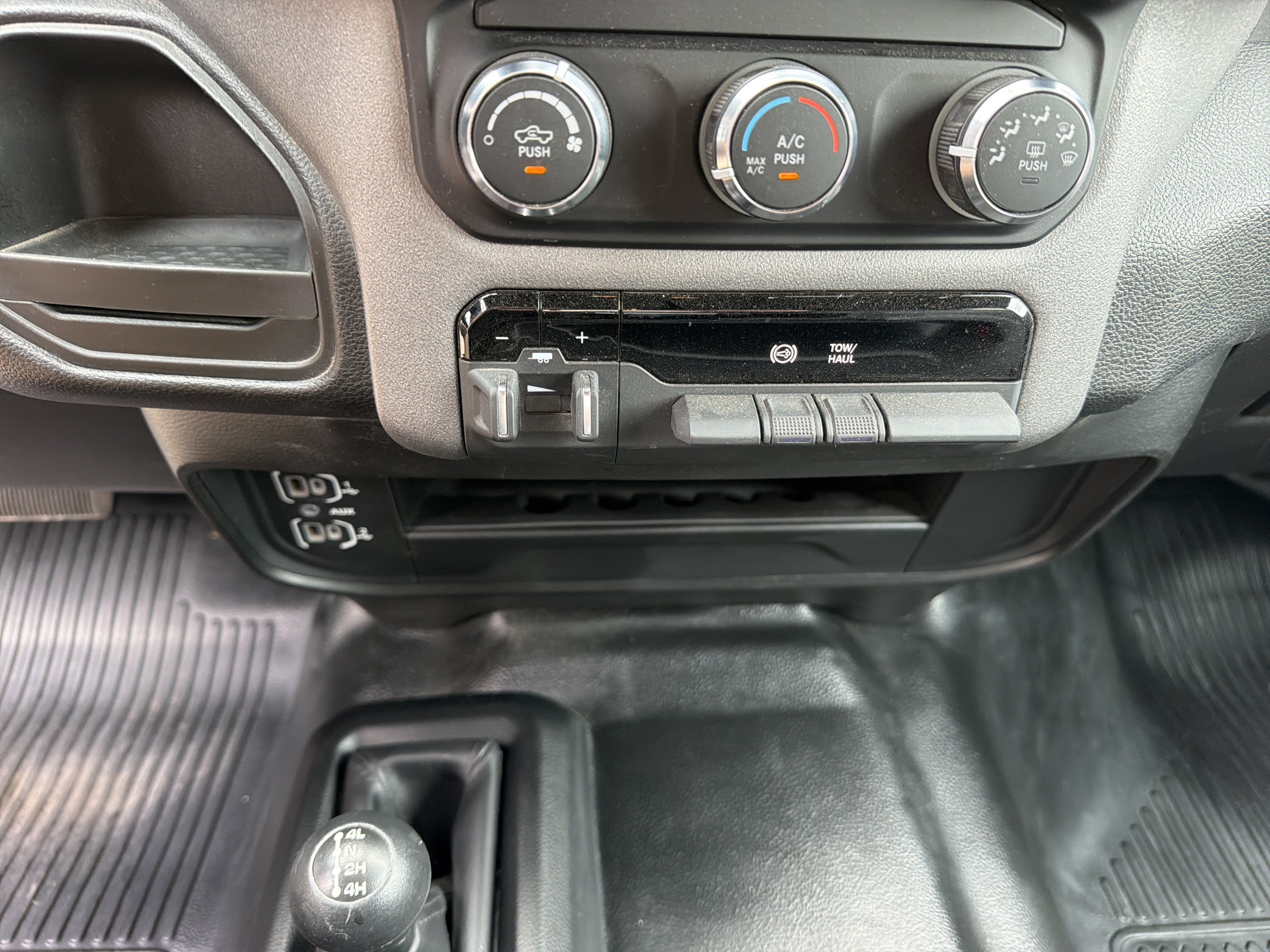 2024 RAM 3500 Tradesman