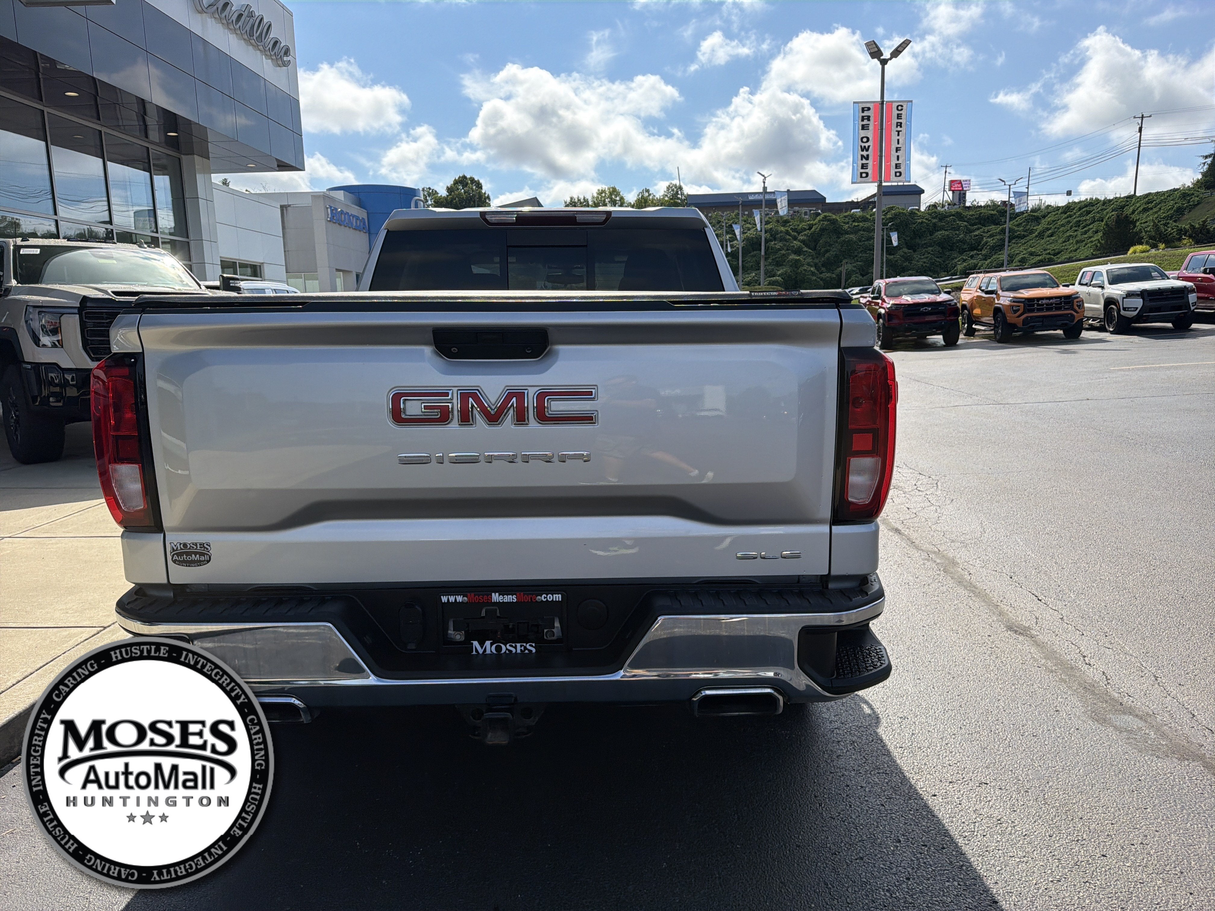 2020 GMC Sierra 1500 SLE
