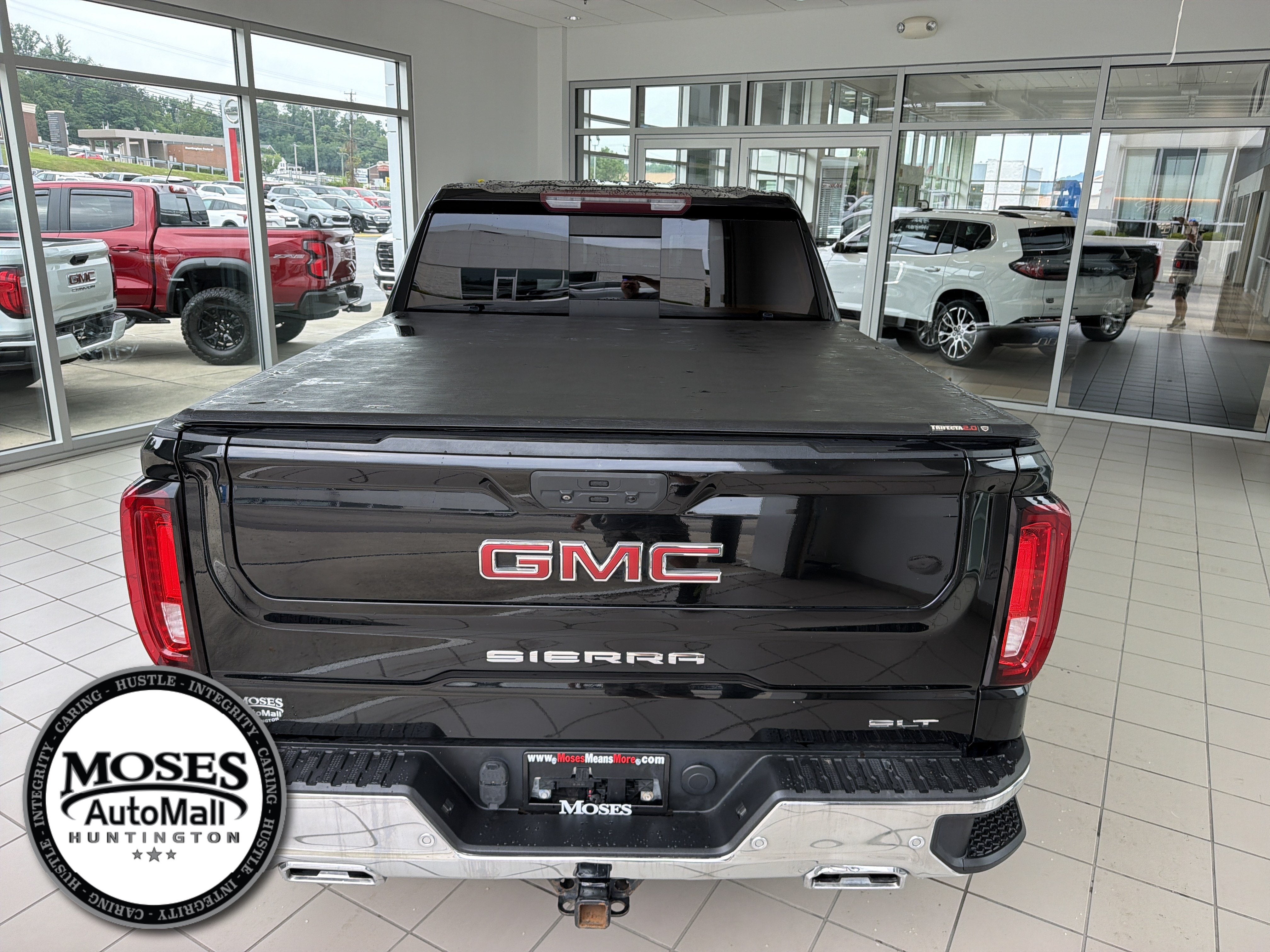 2021 GMC Sierra 1500 SLT