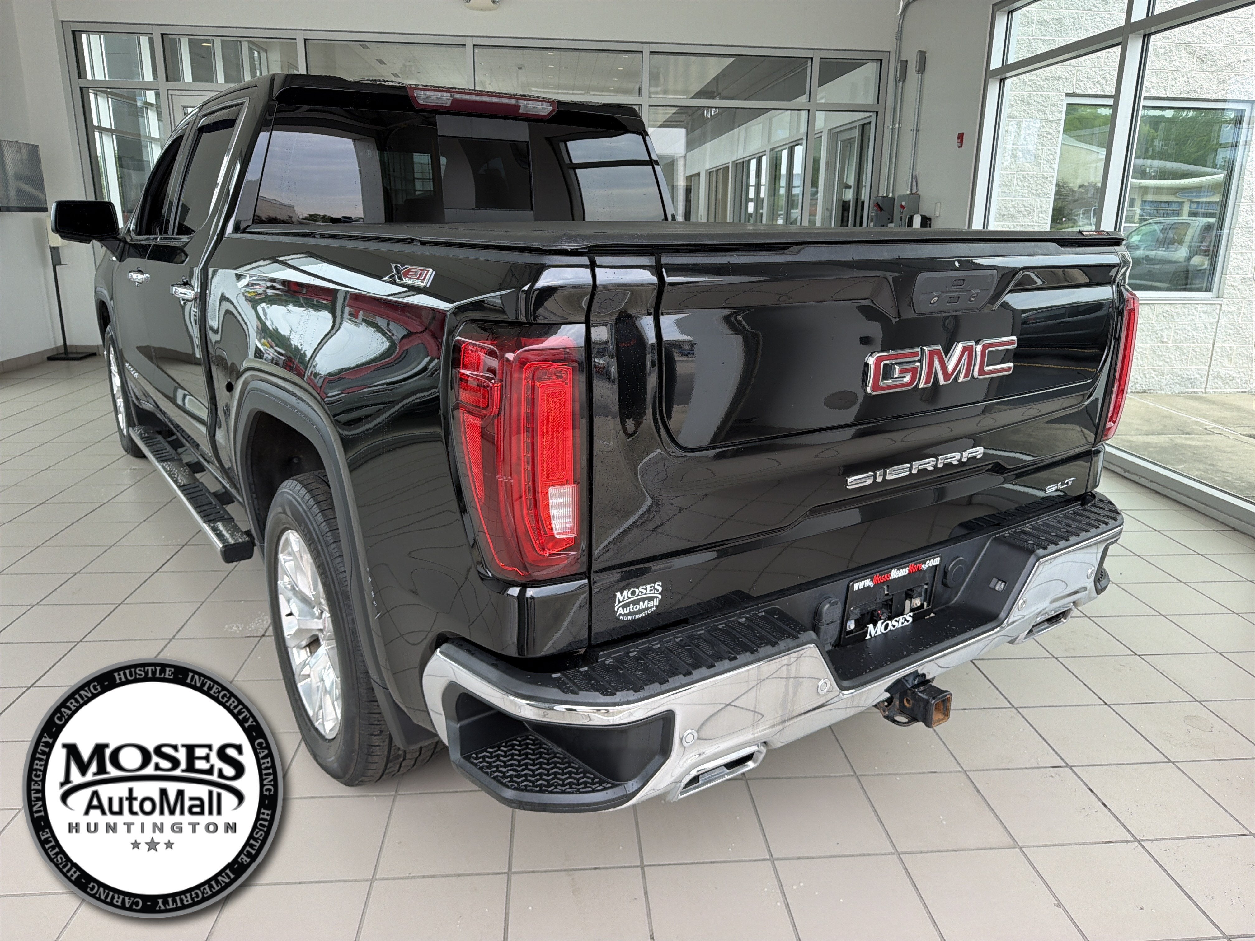 2021 GMC Sierra 1500 SLT