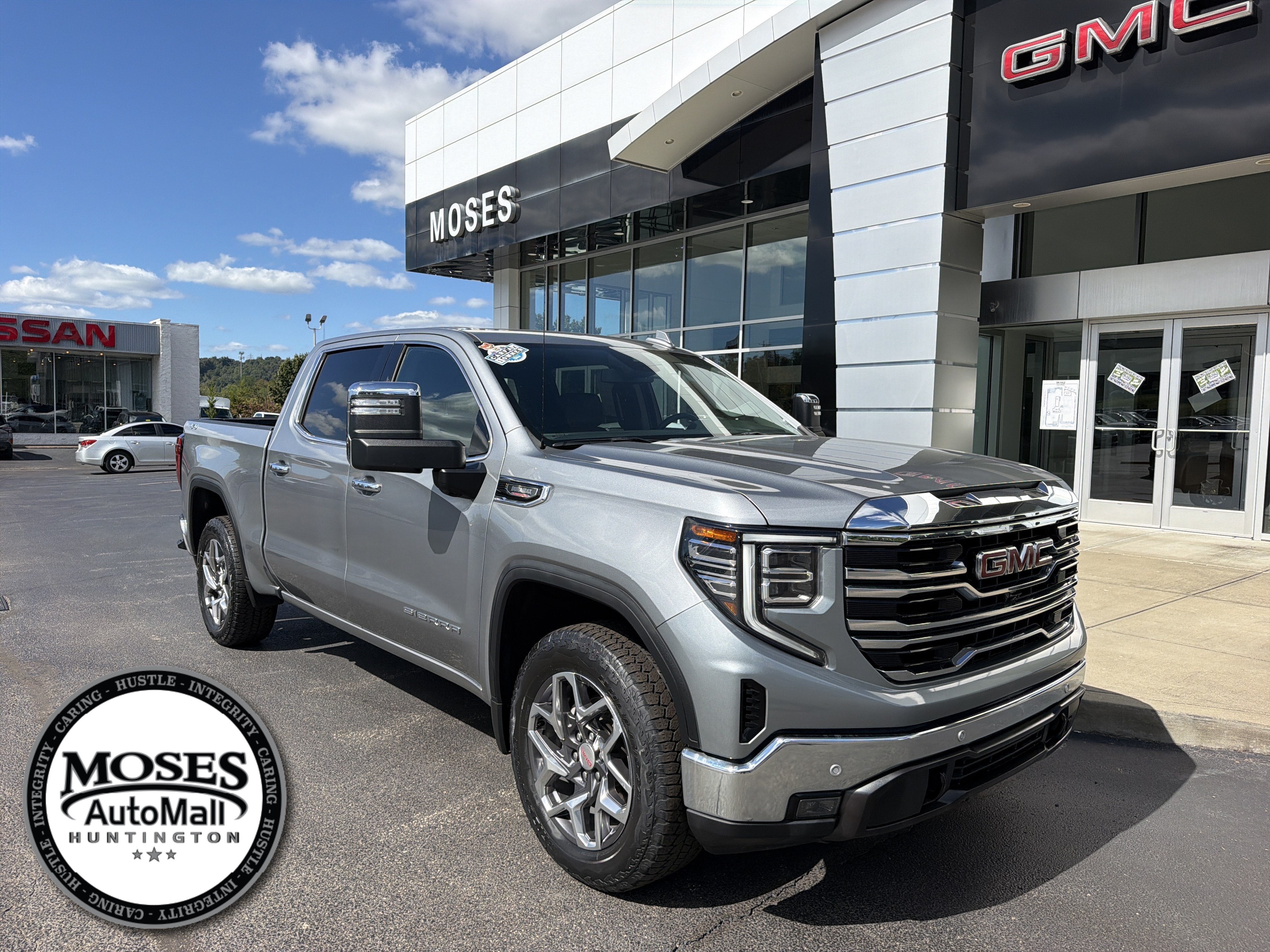 2025 GMC Sierra 1500 SLT