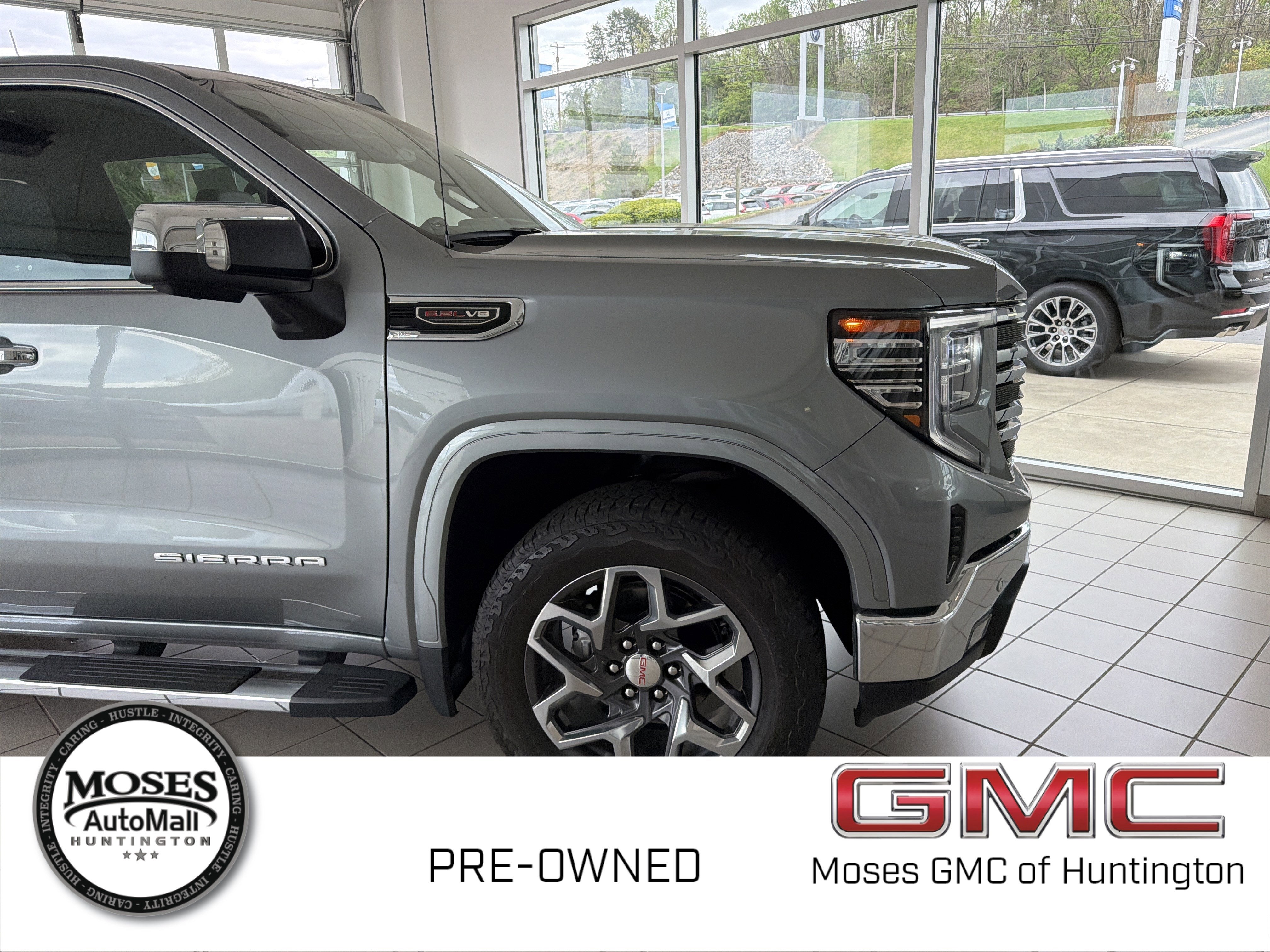 2024 GMC Sierra 1500 SLT