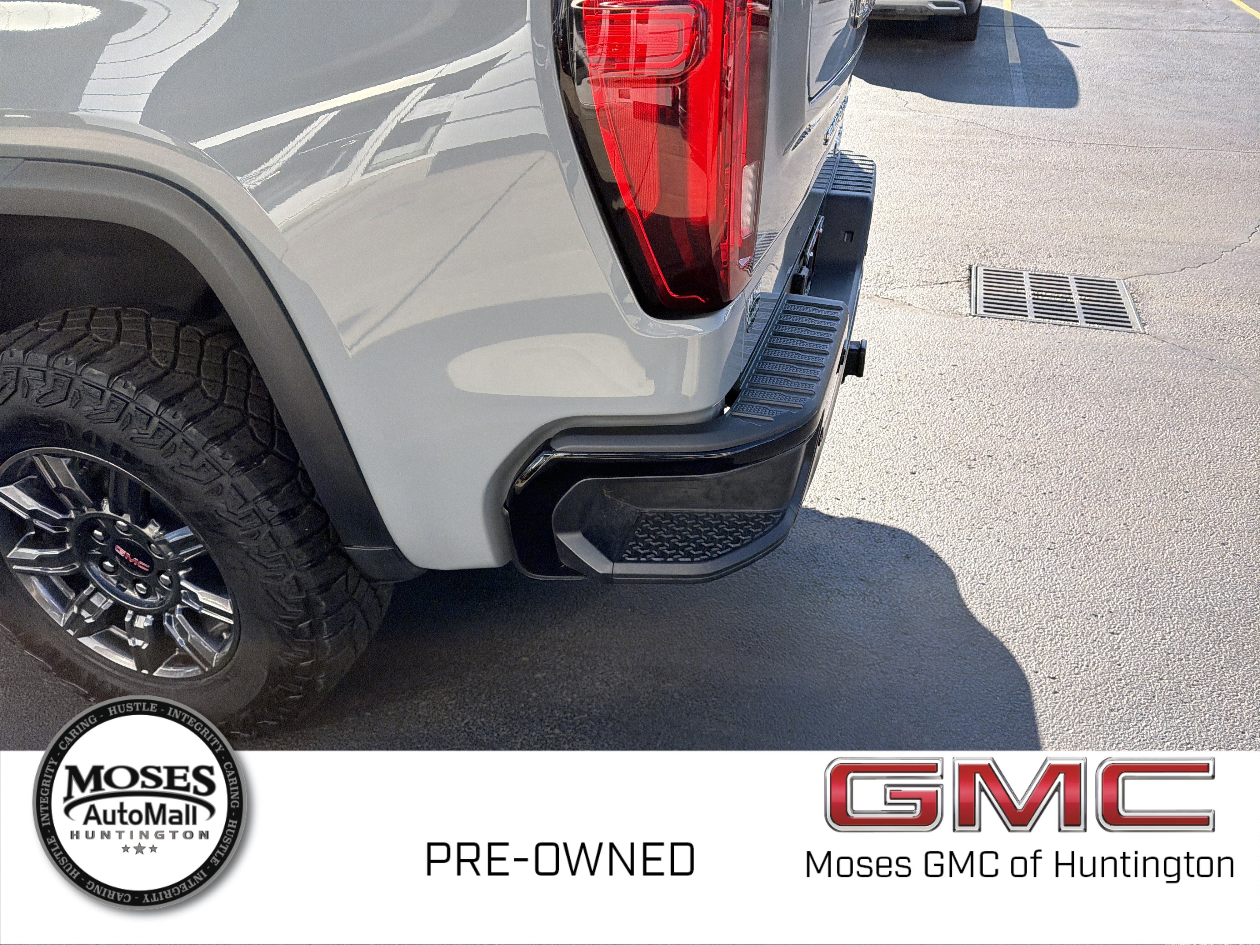 2024 GMC Sierra 1500 AT4X