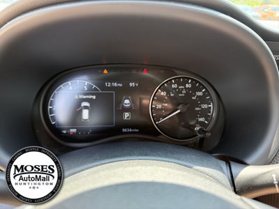 2024 Nissan Kicks SV