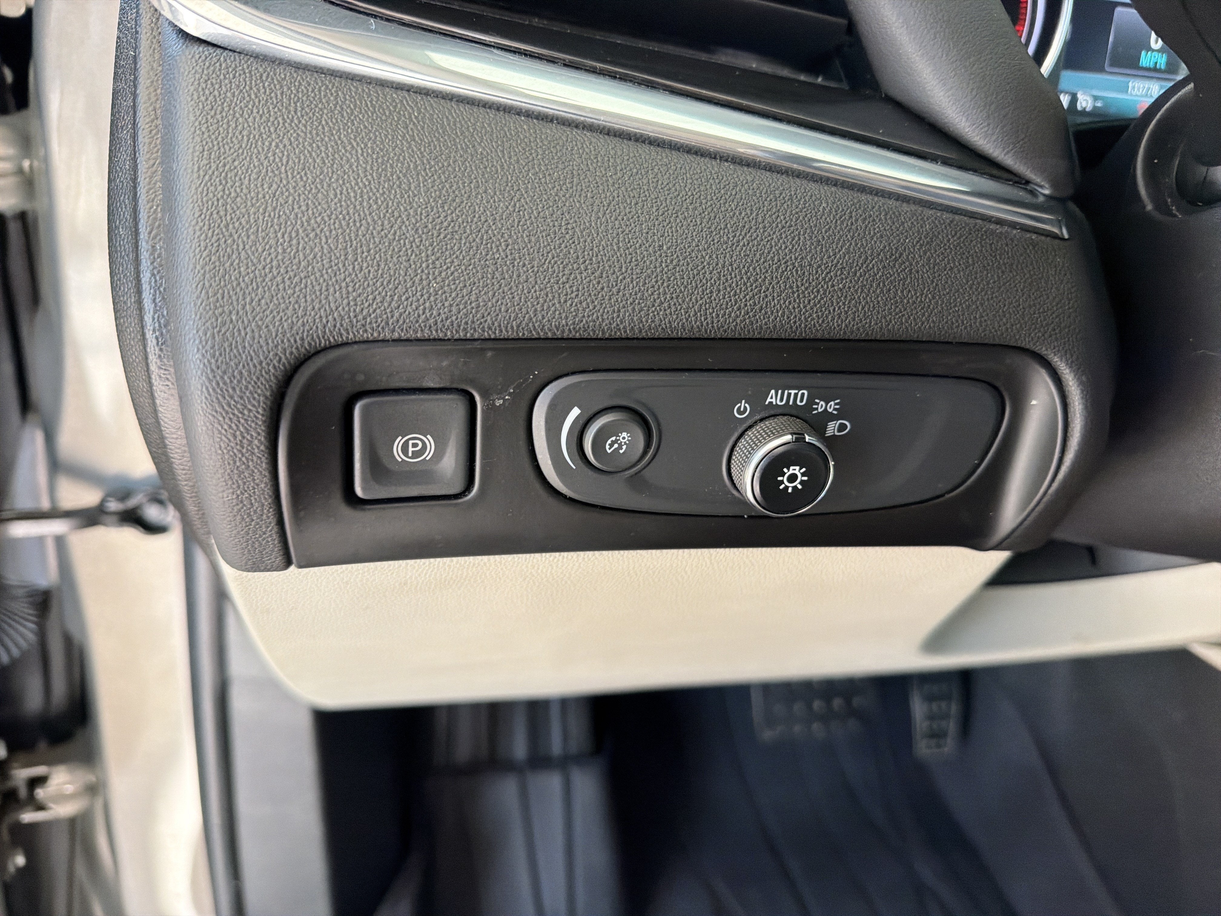 2018 Buick Enclave Essence