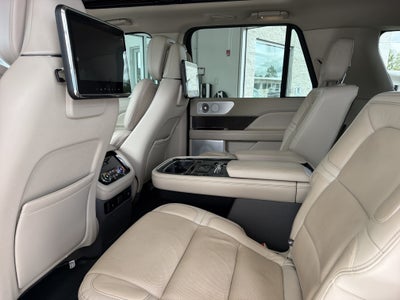 2021 Lincoln Navigator L Reserve