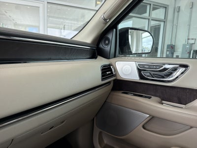 2021 Lincoln Navigator L Reserve