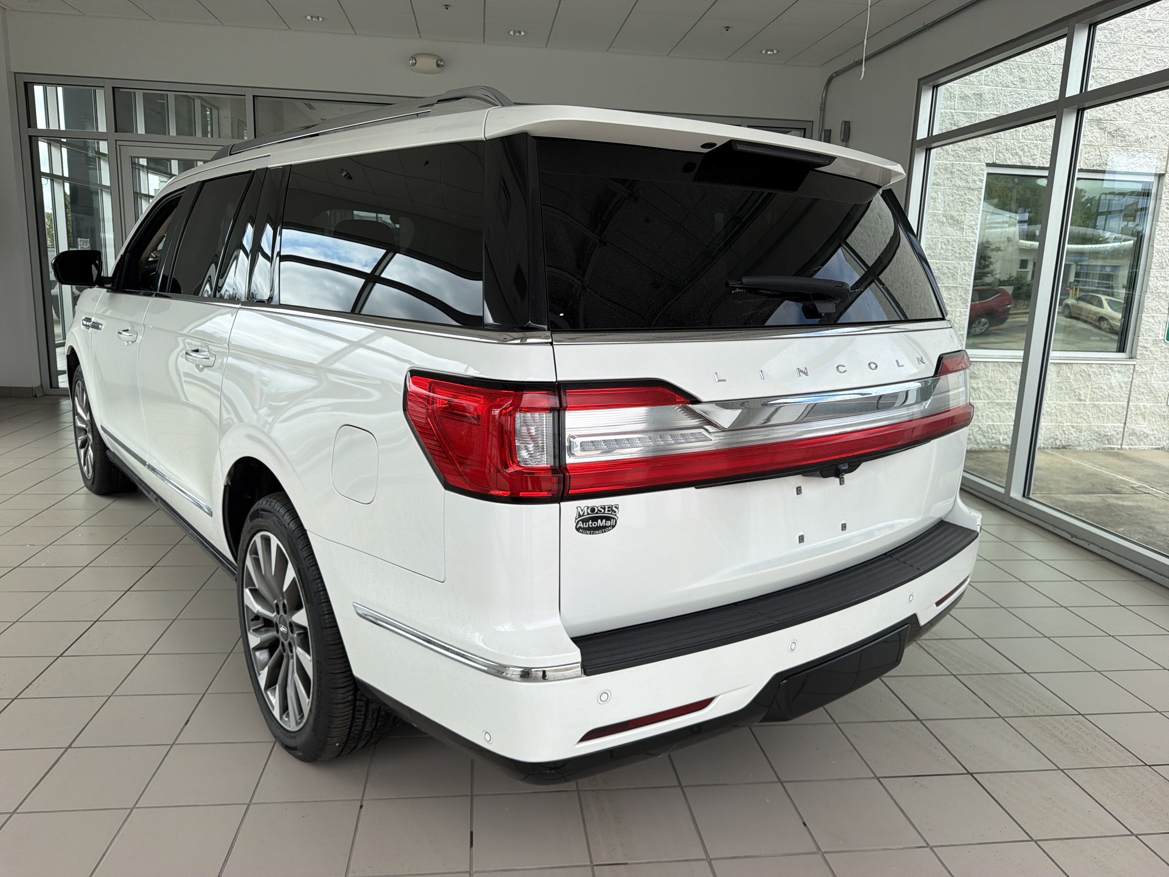 2021 Lincoln Navigator L Reserve