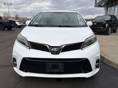 2018 Toyota Sienna SE