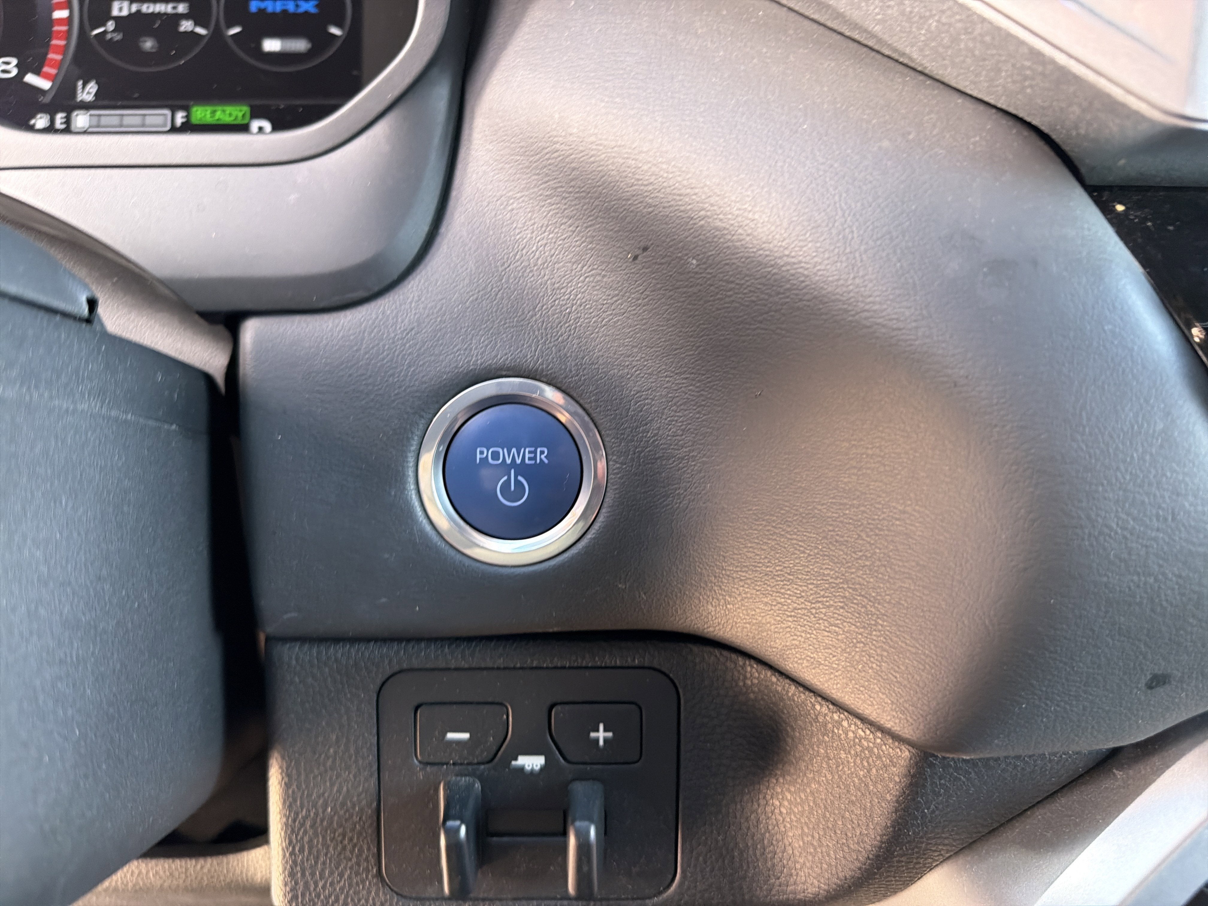 2023 Toyota Sequoia SR5