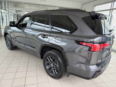 2024 Toyota Sequoia SR5