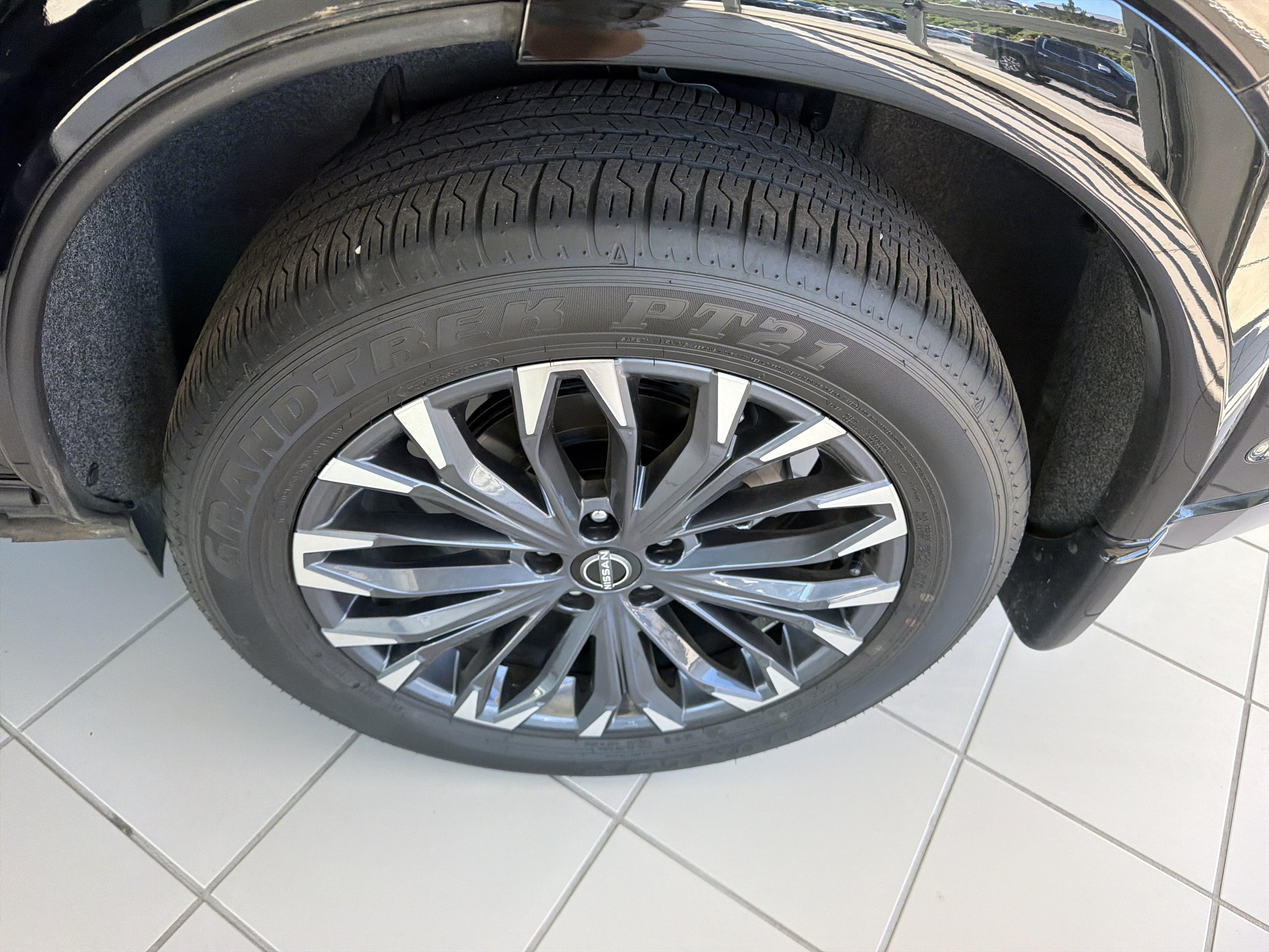 2025 Nissan Rogue Platinum