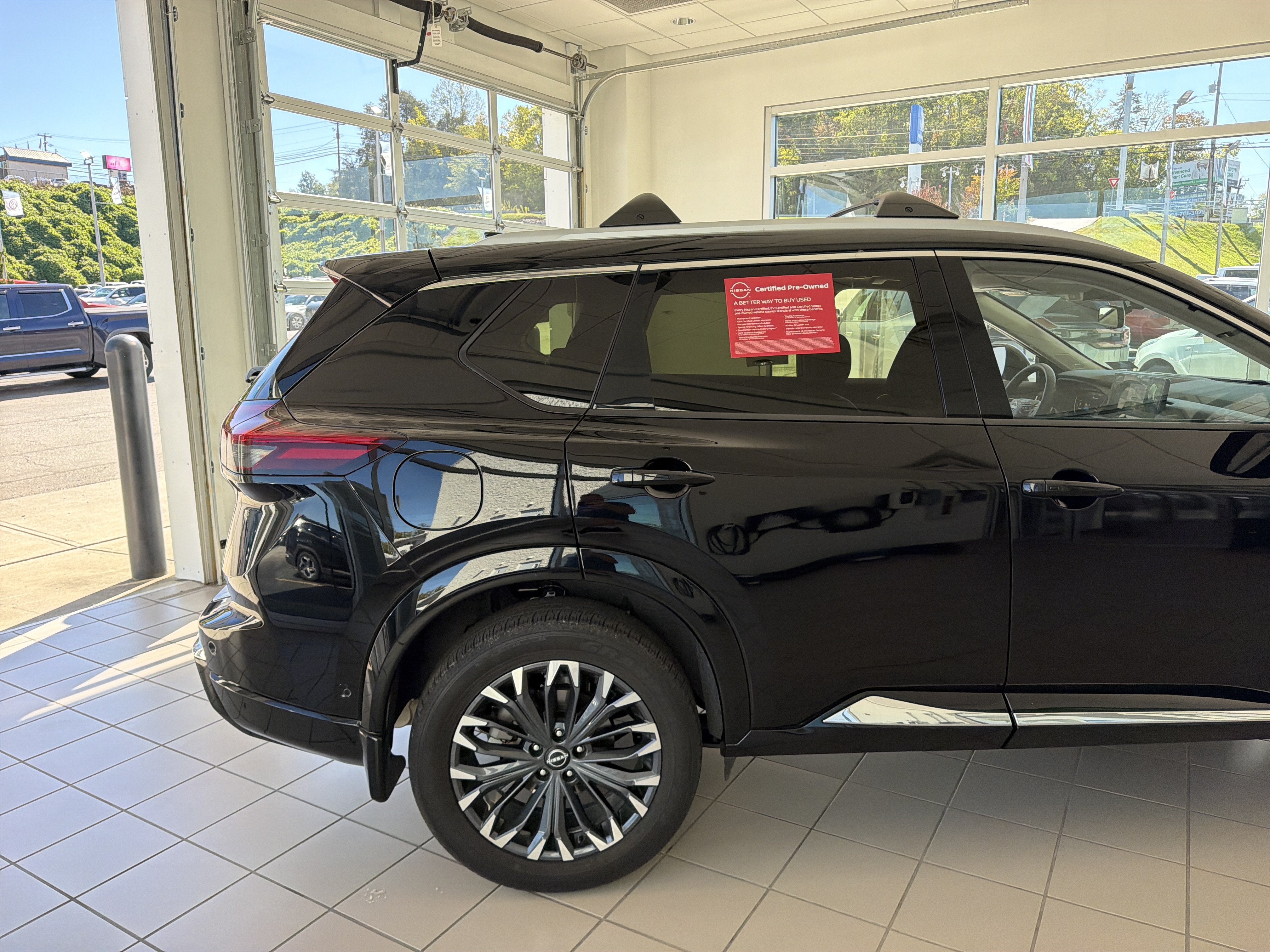 2025 Nissan Rogue Platinum