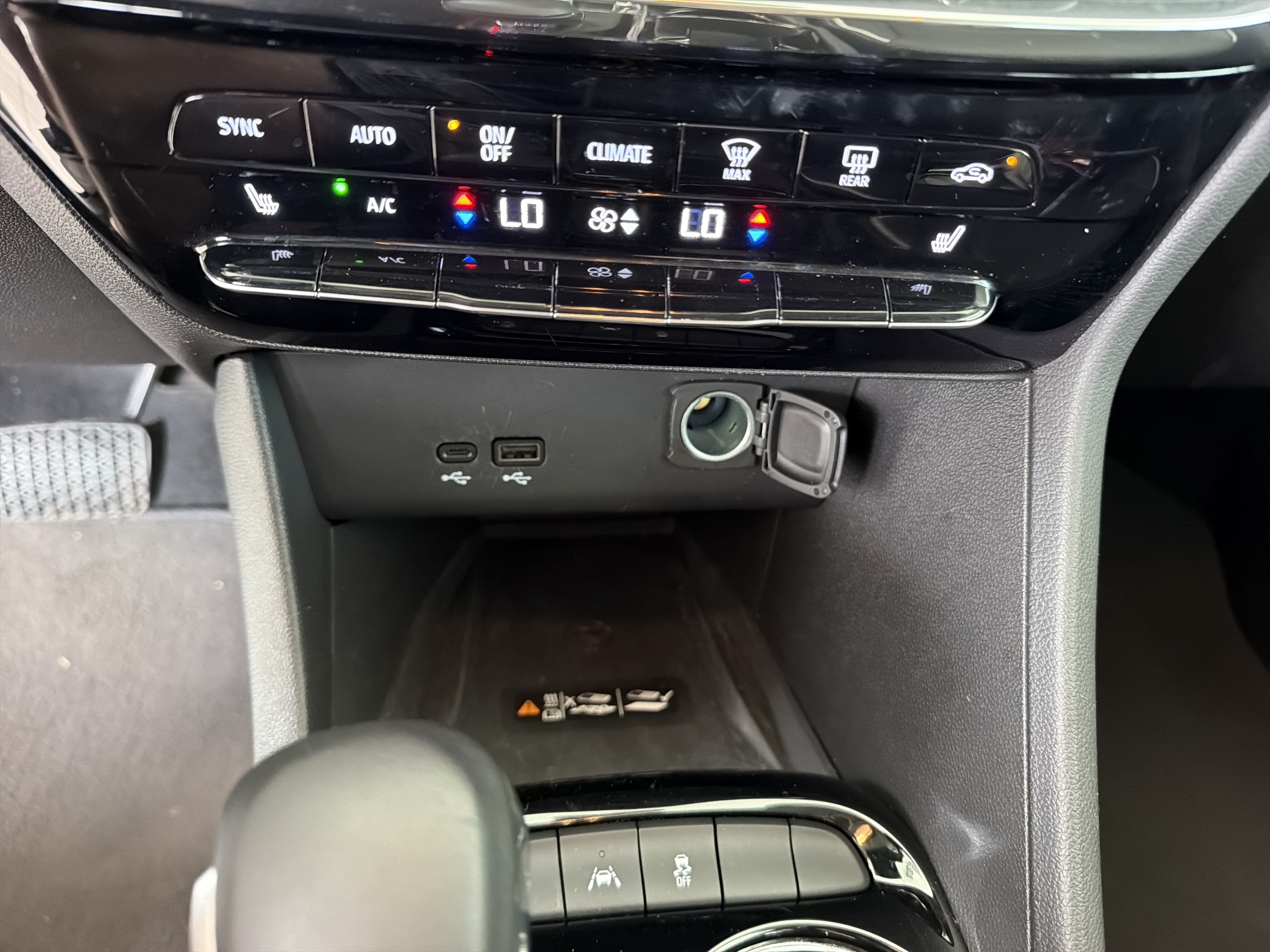 2025 Buick Encore GX Avenir